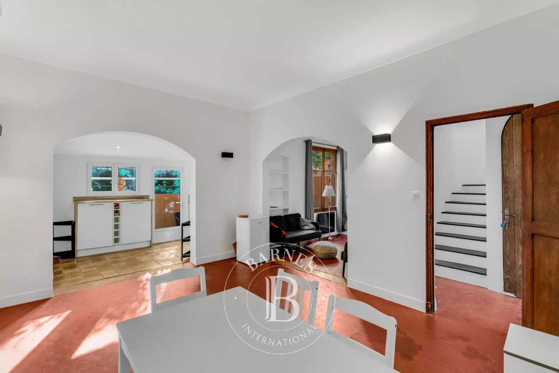 Saint-Tropez  - Maison 6 Pi&egrave;ces 4 Chambres