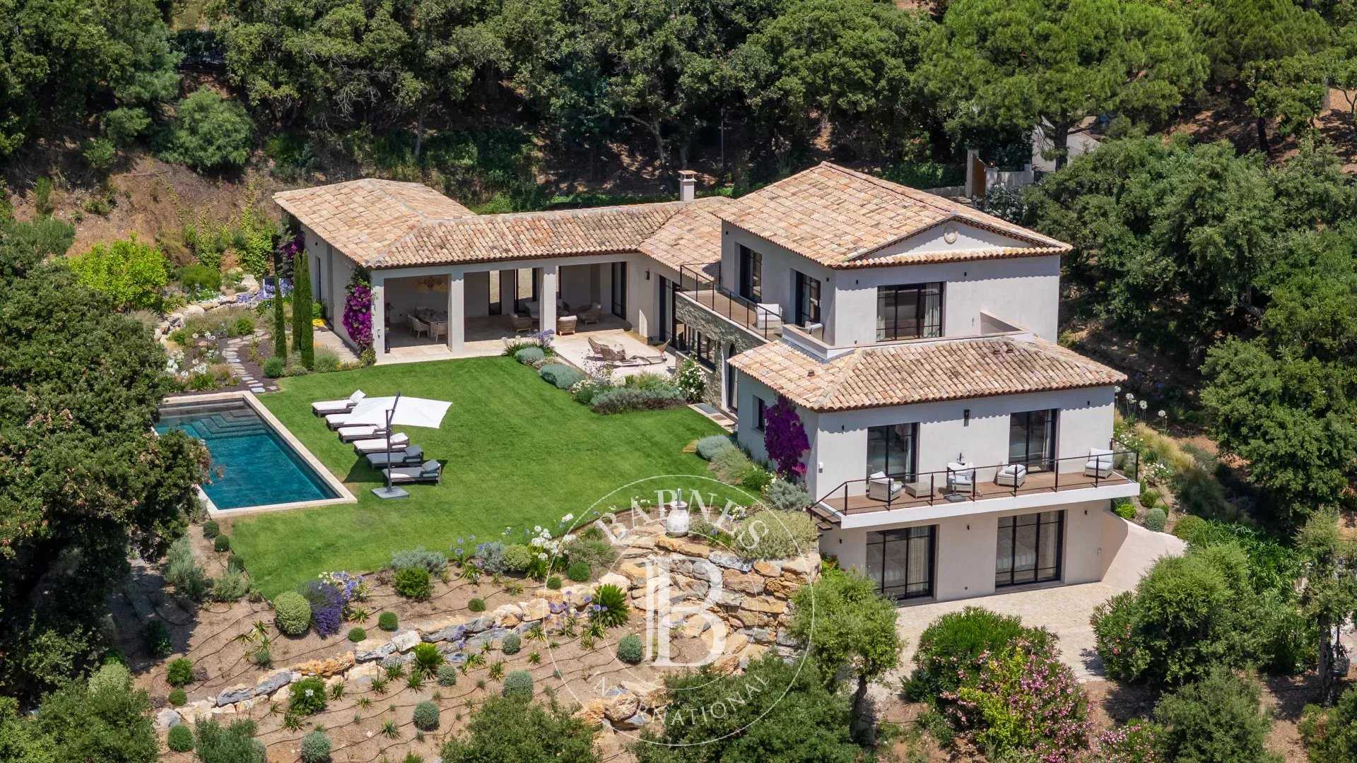 La Croix-Valmer  - House 6 Bedrooms