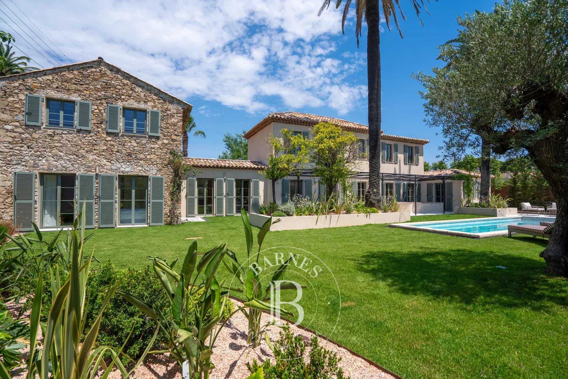 VILLA SAINT-TROPEZ - 5 CHAMBRES - PISCINE - VILLAGE picture 20