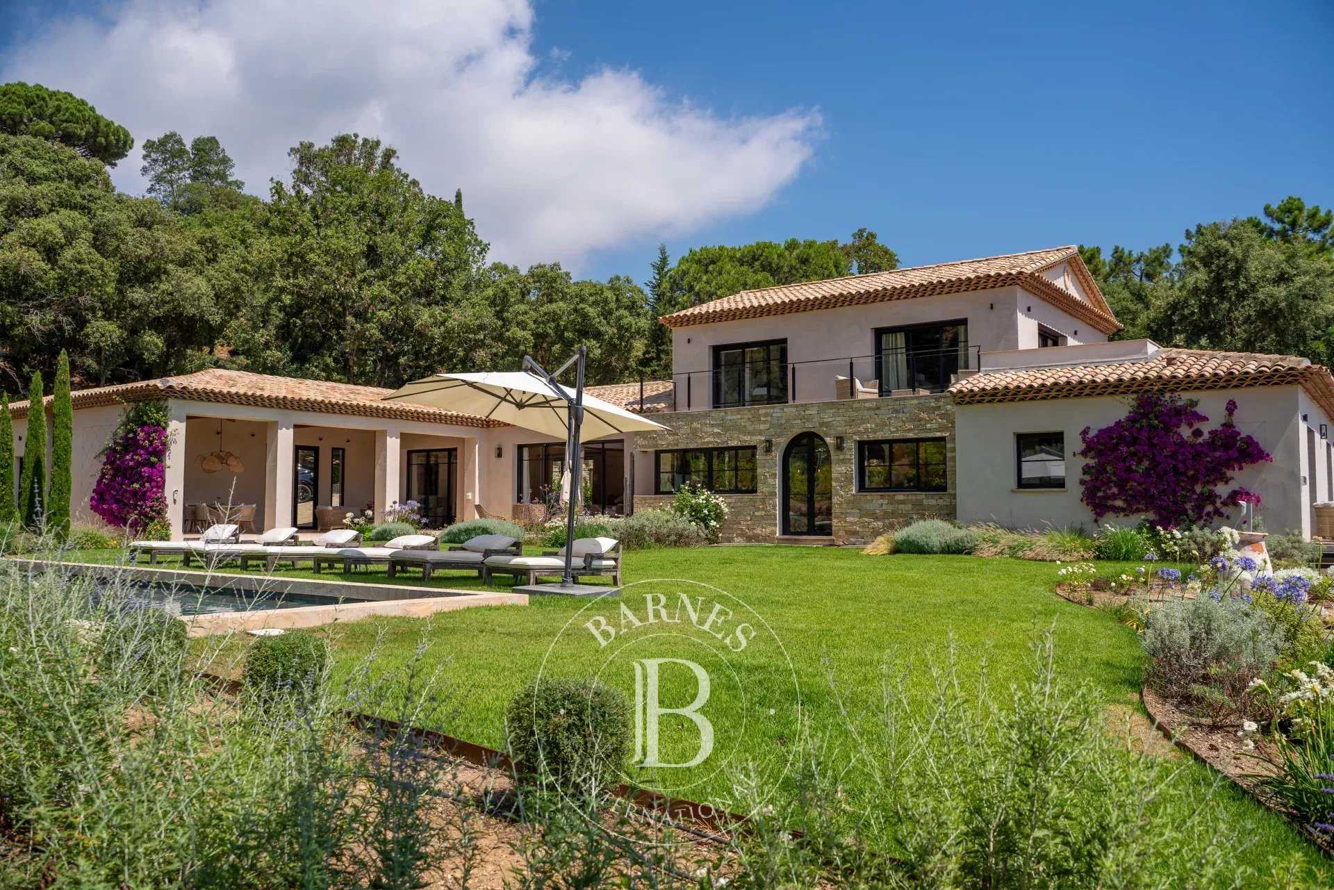 La Croix-Valmer  - House 6 Bedrooms
