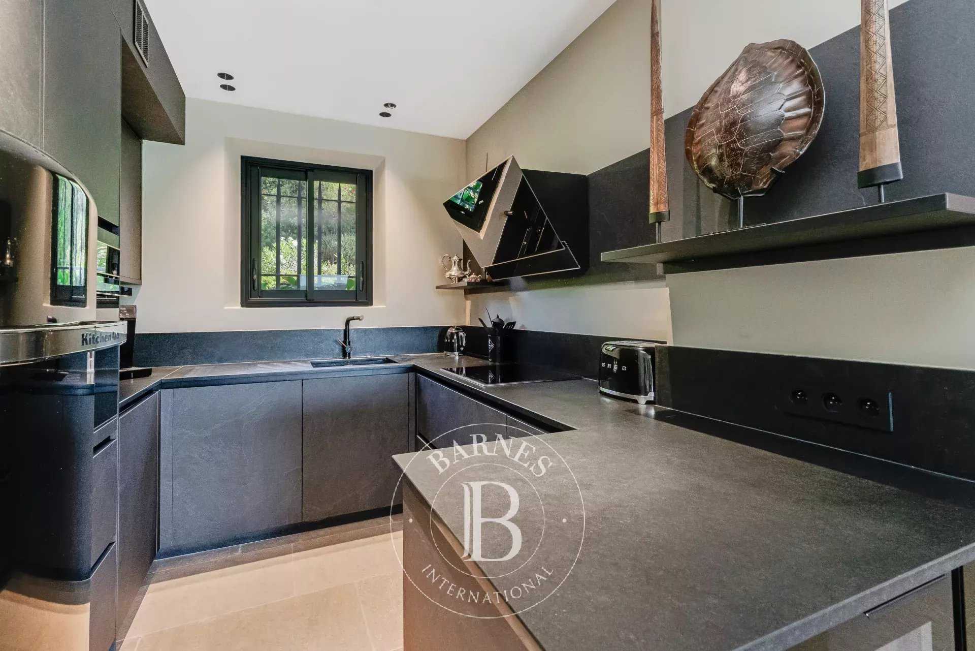Gassin  - House 4 Bedrooms