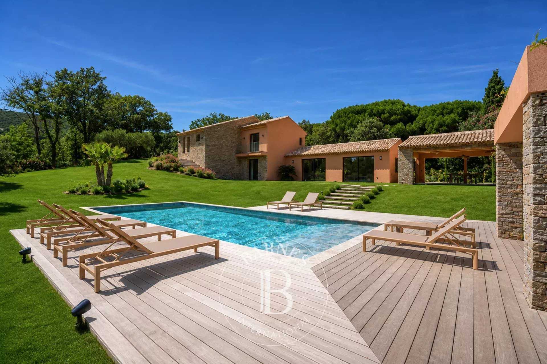 Ramatuelle  - Maison 6 Pi&egrave;ces 5 Chambres