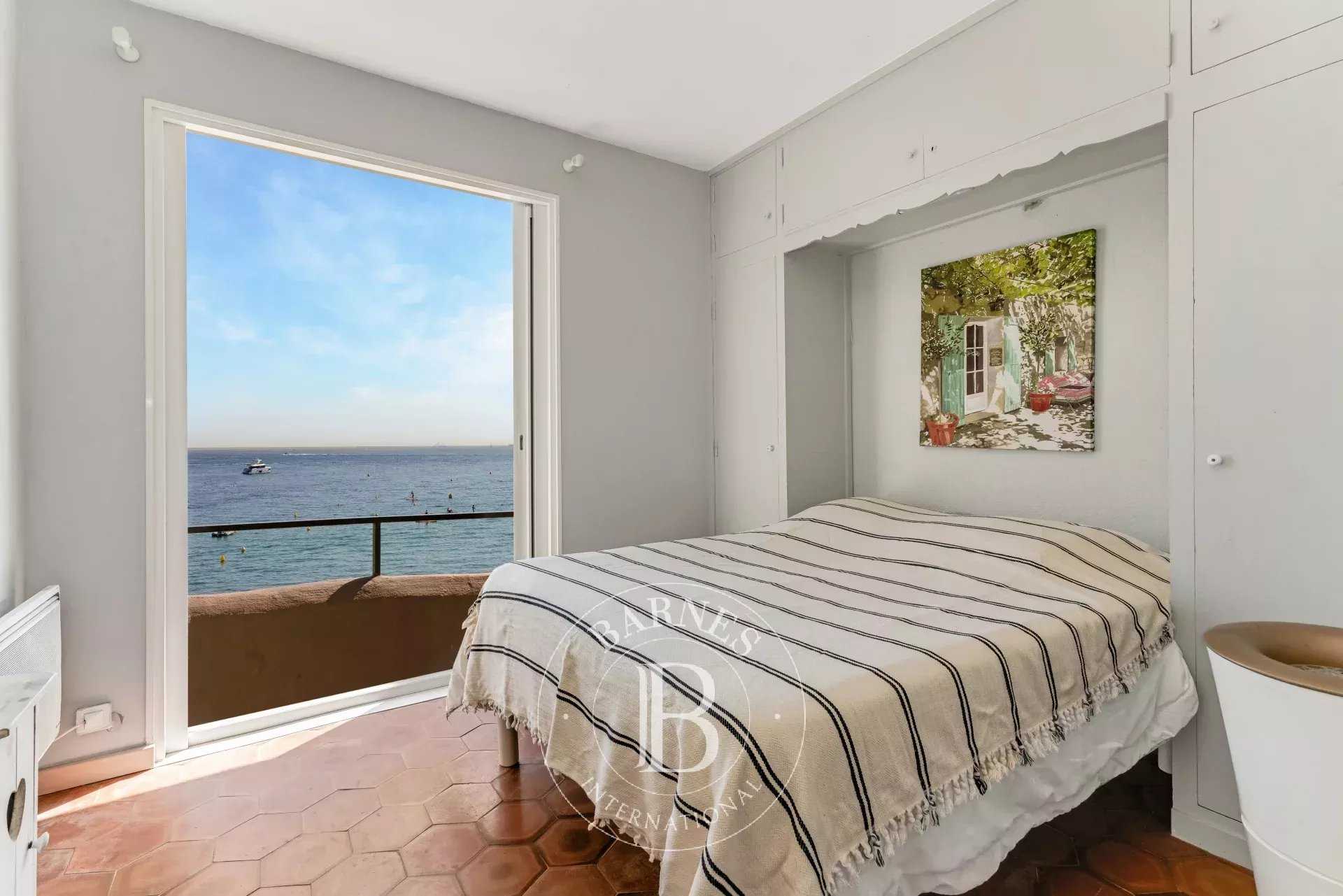 Grimaud  - Apartment 3 Bedrooms