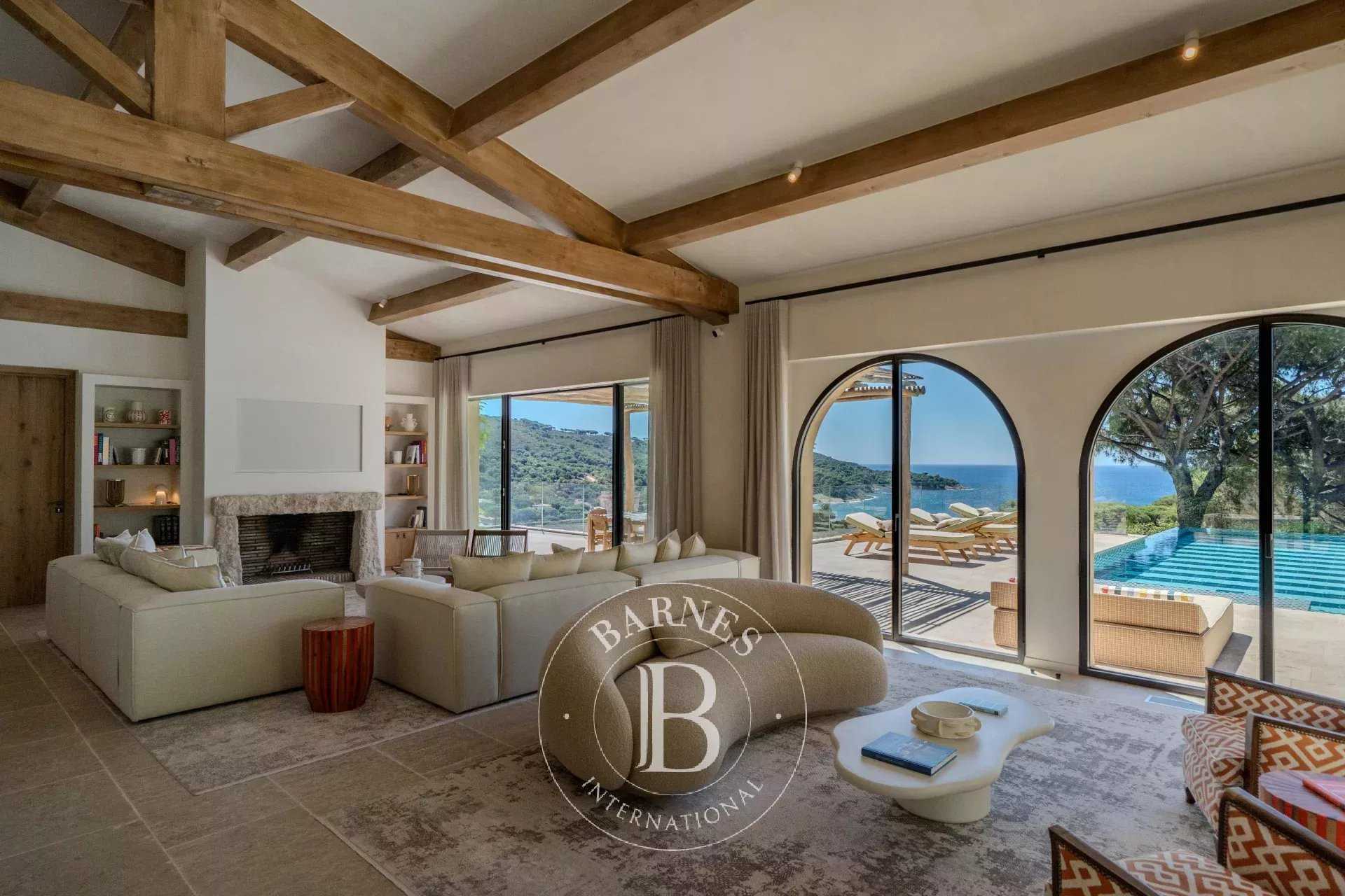 La Croix-Valmer  - Villa 7 Bedrooms