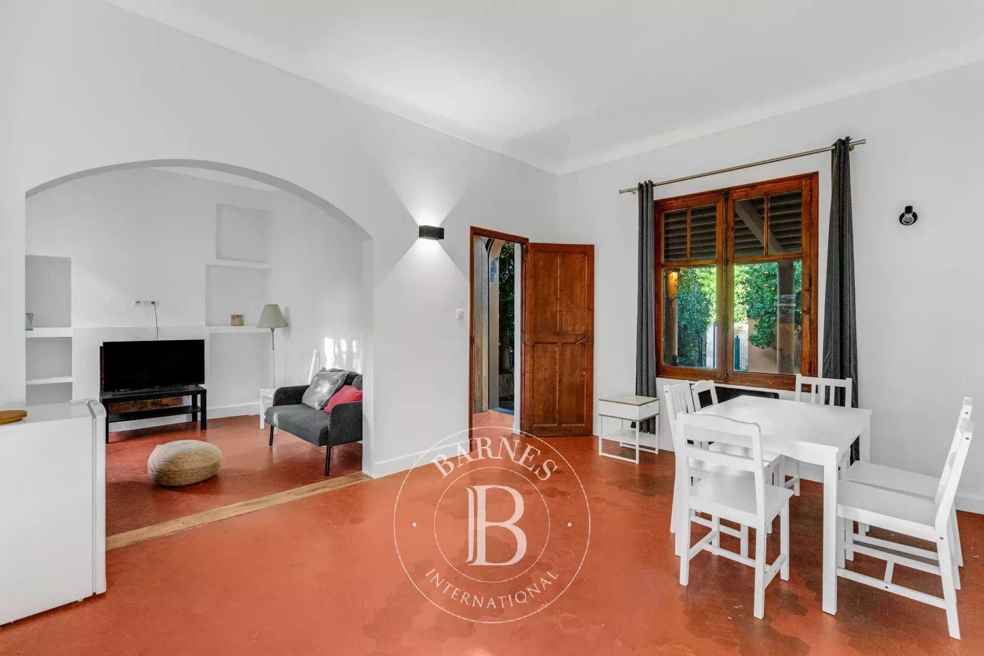 Saint-Tropez  - Maison 6 Pi&egrave;ces 4 Chambres