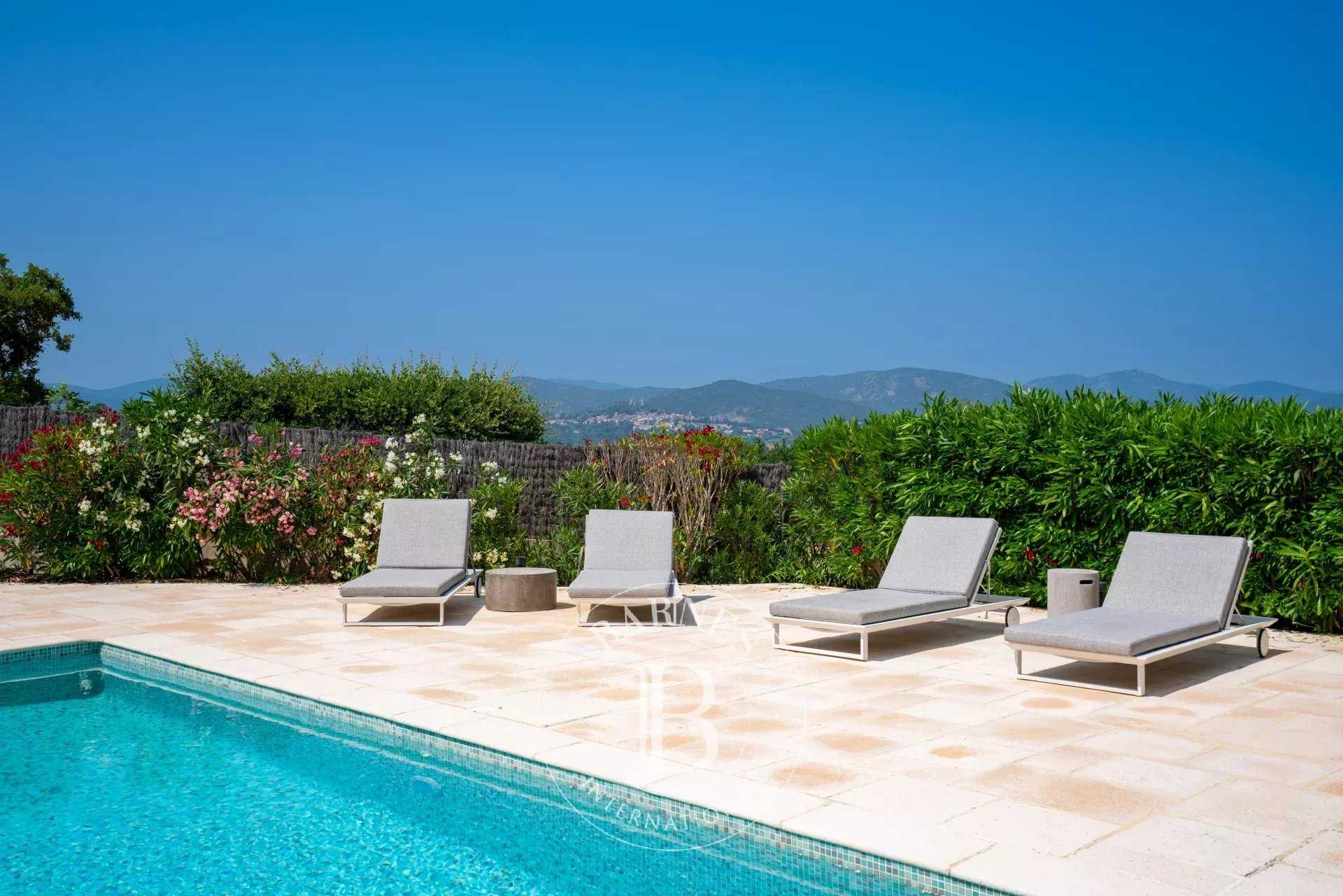 Cogolin  - Villa 5 Bedrooms