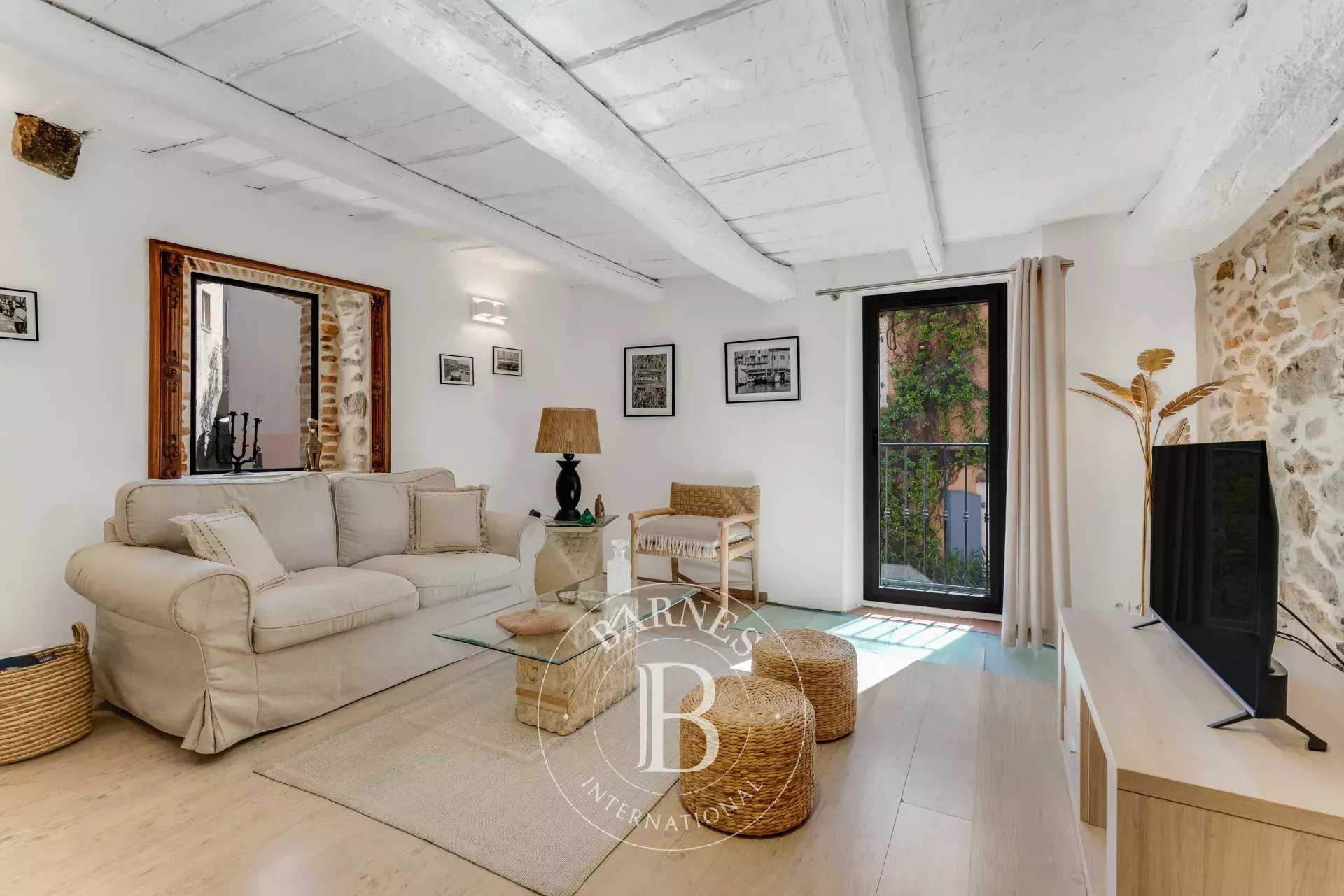 Cogolin  - Maison de village 4 Pi&egrave;ces 2 Chambres