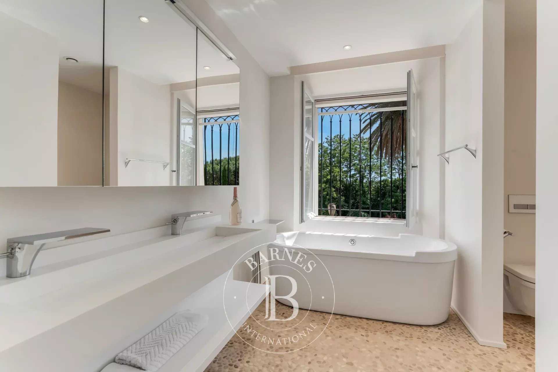 Saint-Tropez  - Appartement 4 Pi&egrave;ces 3 Chambres