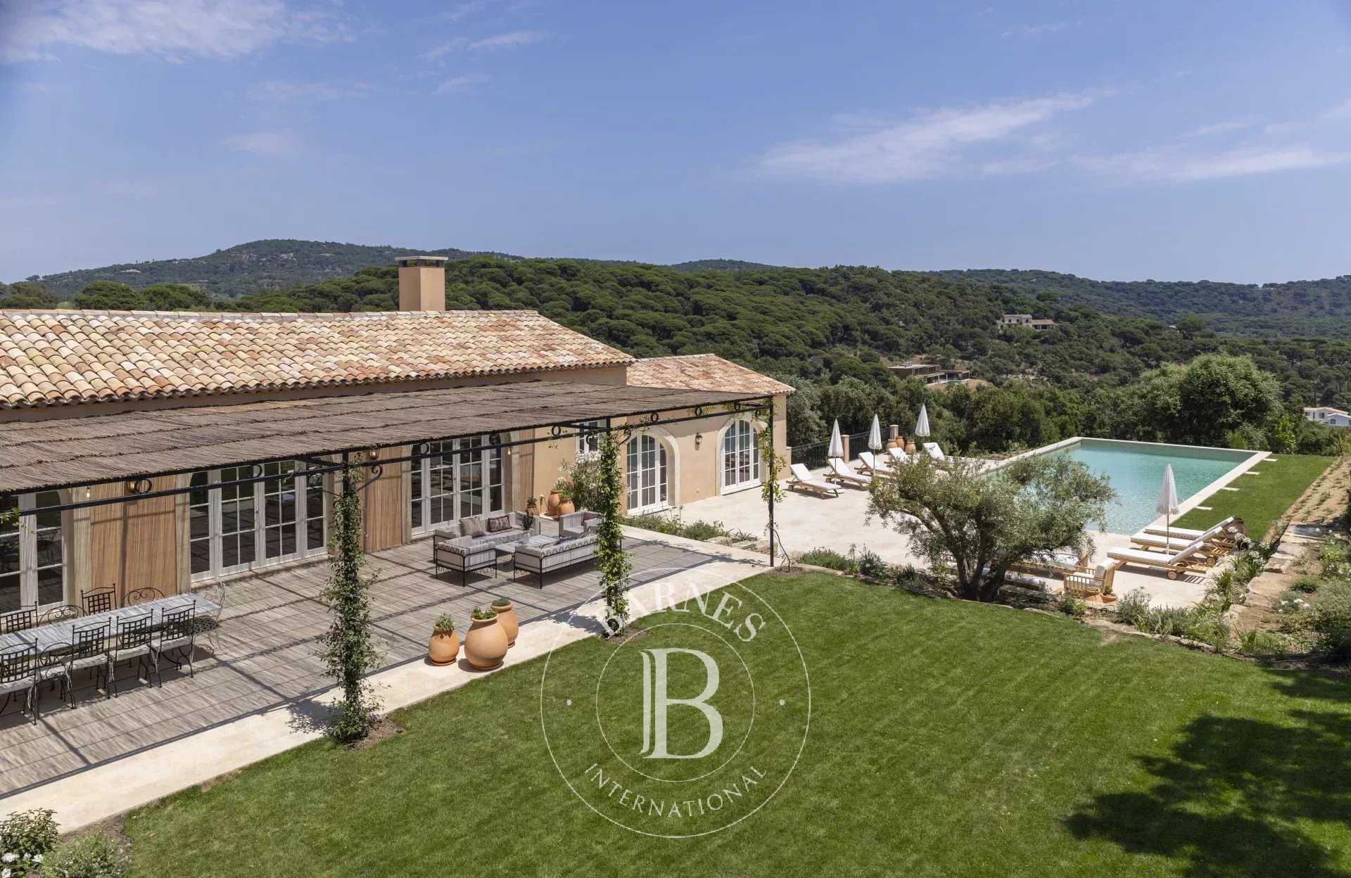 LA CROIX-VALMER - 7-BEDROOM VILLA - SWIMMING POOL picture 19