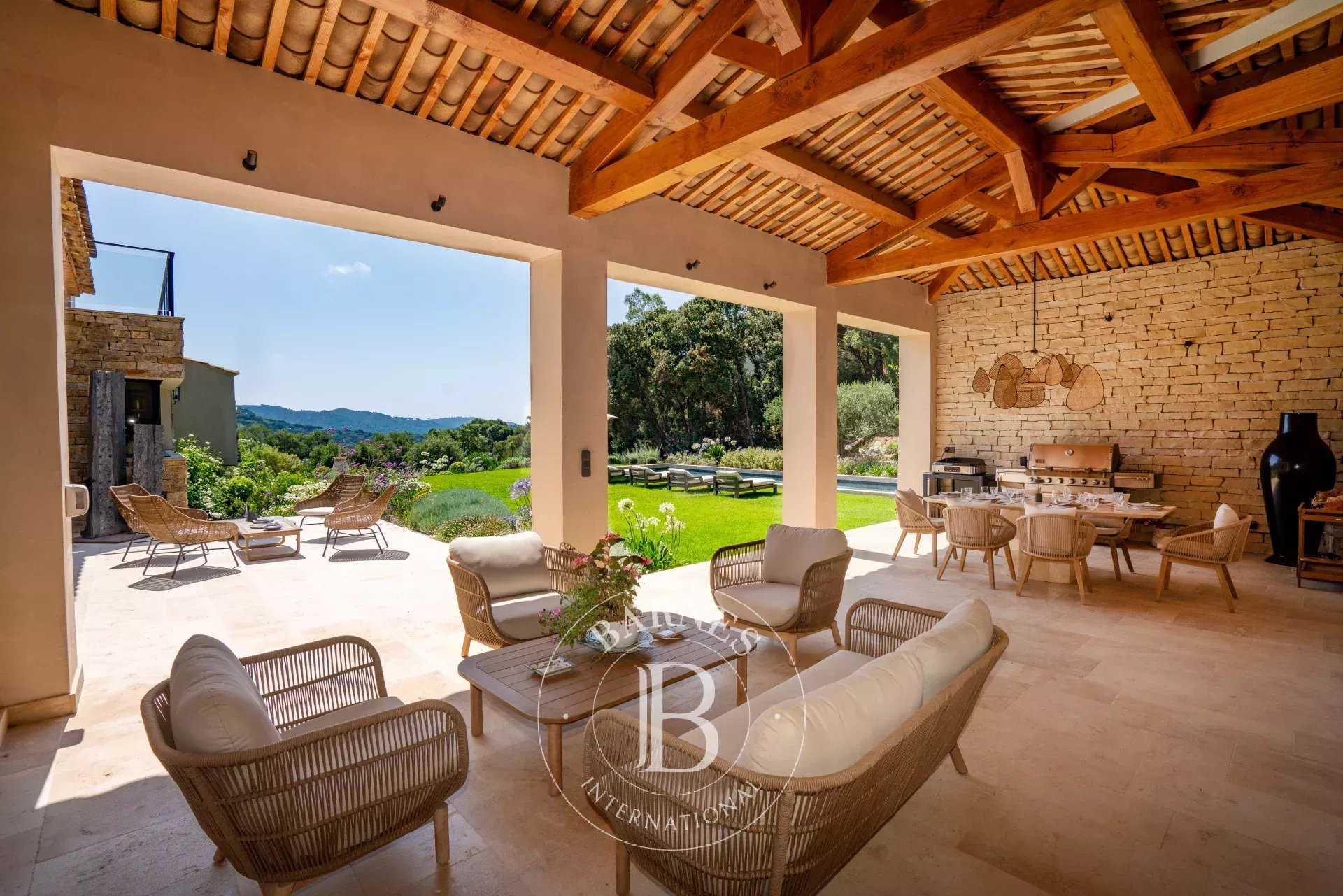 La Croix-Valmer  - House 6 Bedrooms