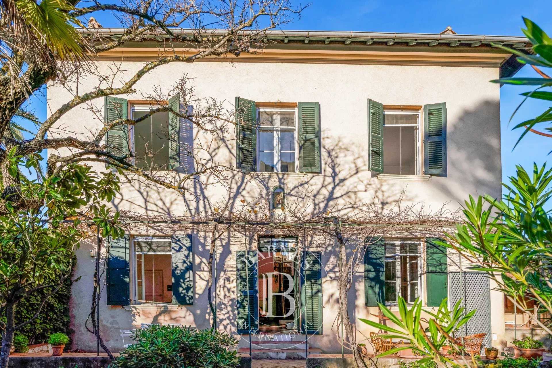 Saint-Tropez  - Maison 6 Pi&egrave;ces 5 Chambres