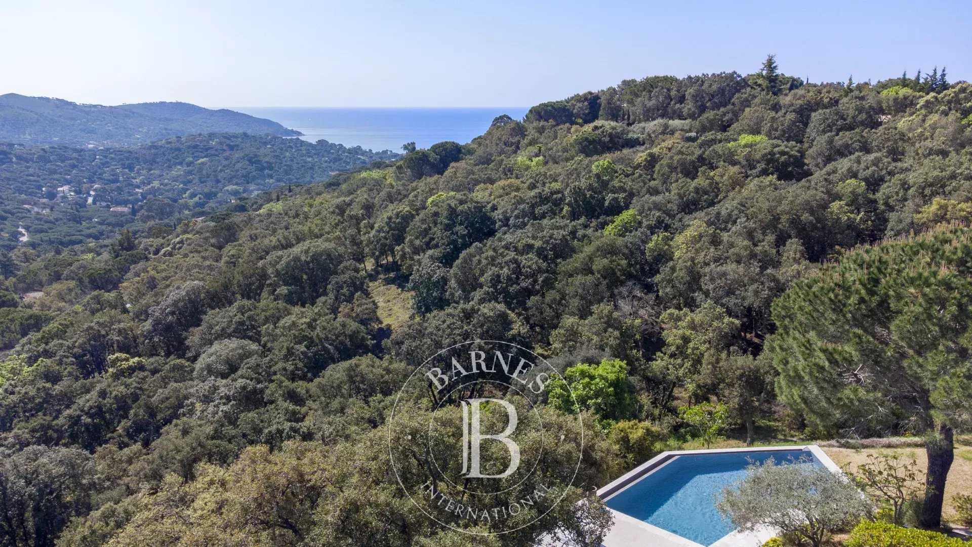 La Croix-Valmer  - Villa 5 Bedrooms