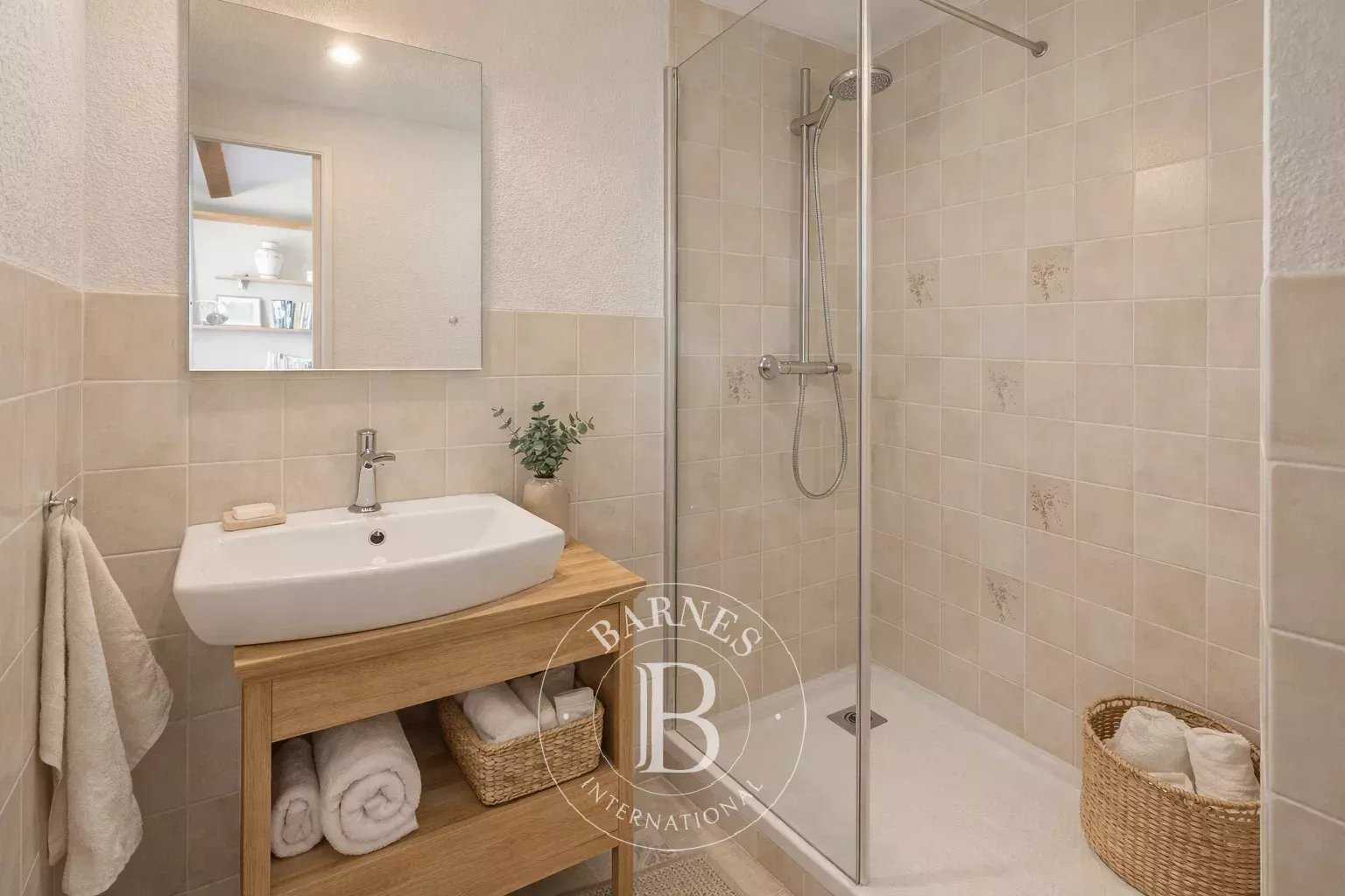 Cogolin  - Appartement 1 Pi&egrave;ce, 1 Chambre