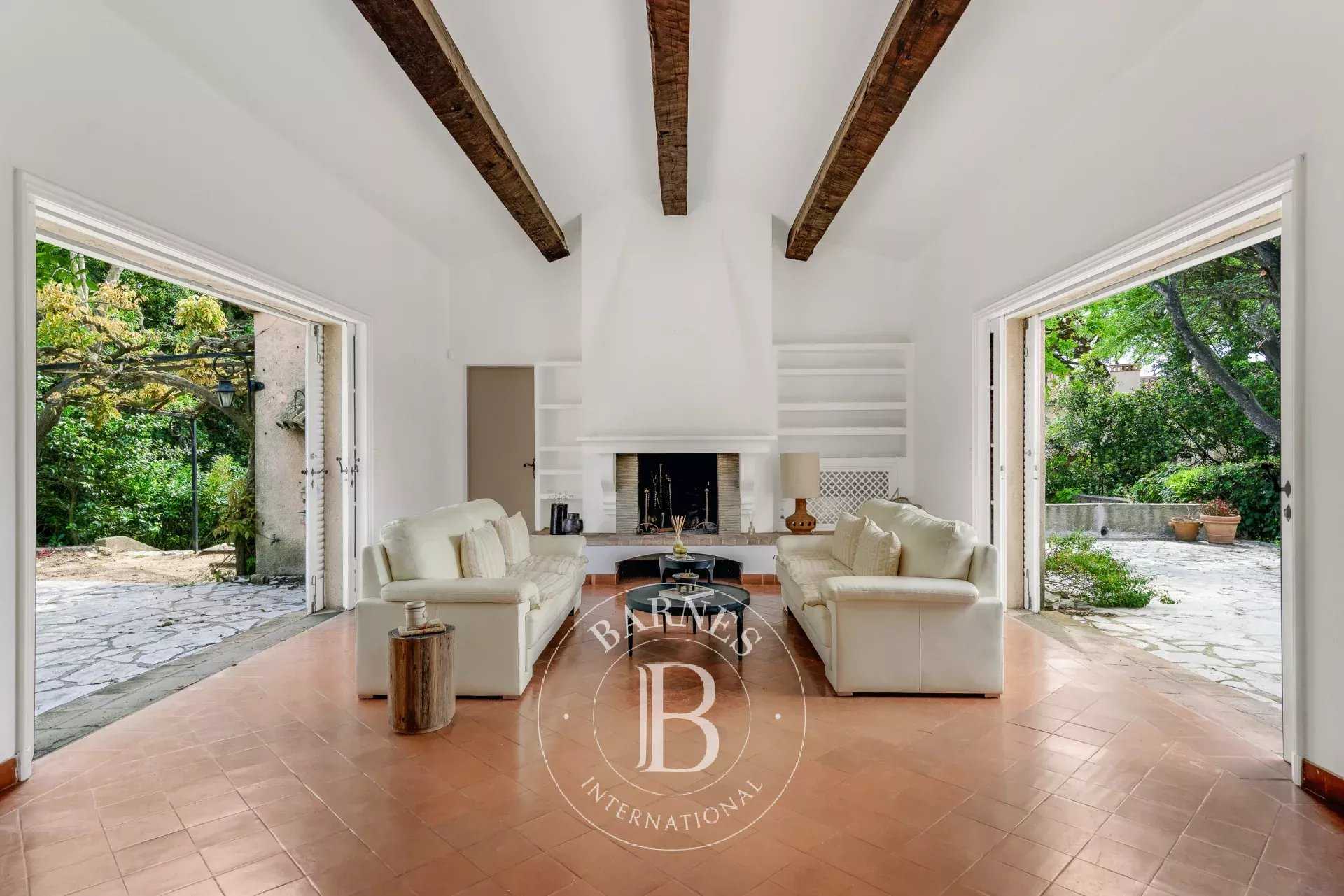 Saint-Tropez  - Maison 8 Pi&egrave;ces 6 Chambres