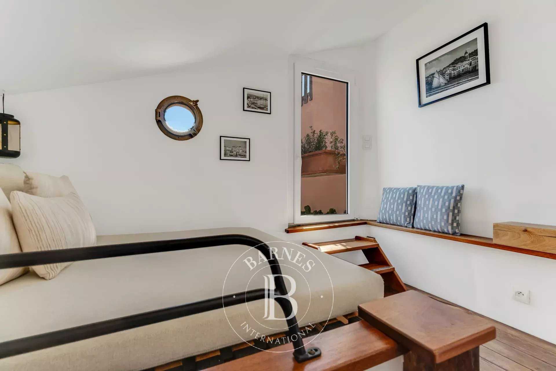 Cogolin  - Maison de village 4 Pi&egrave;ces 2 Chambres