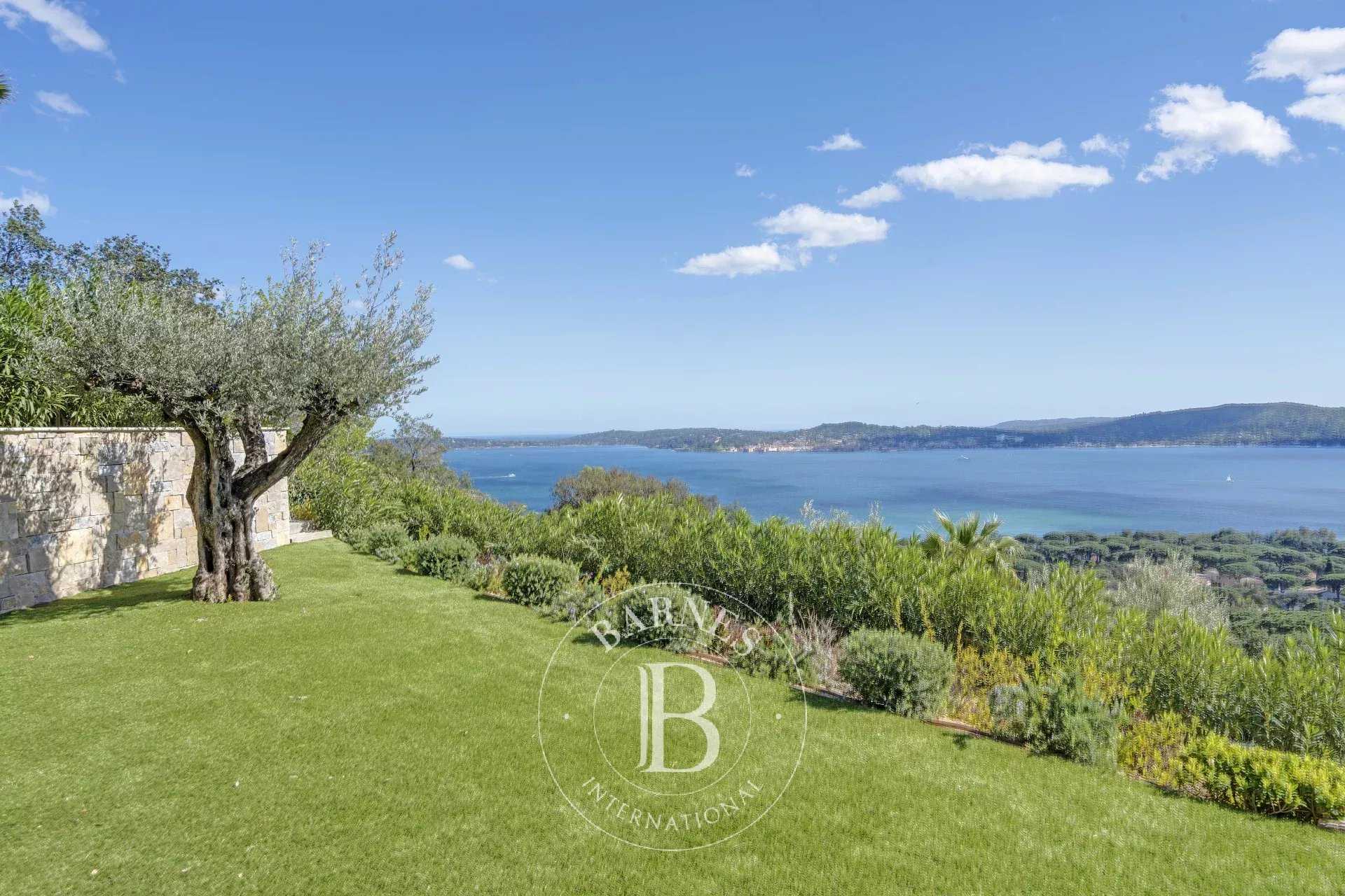 Grimaud  - Maison 6 Pi&egrave;ces 5 Chambres