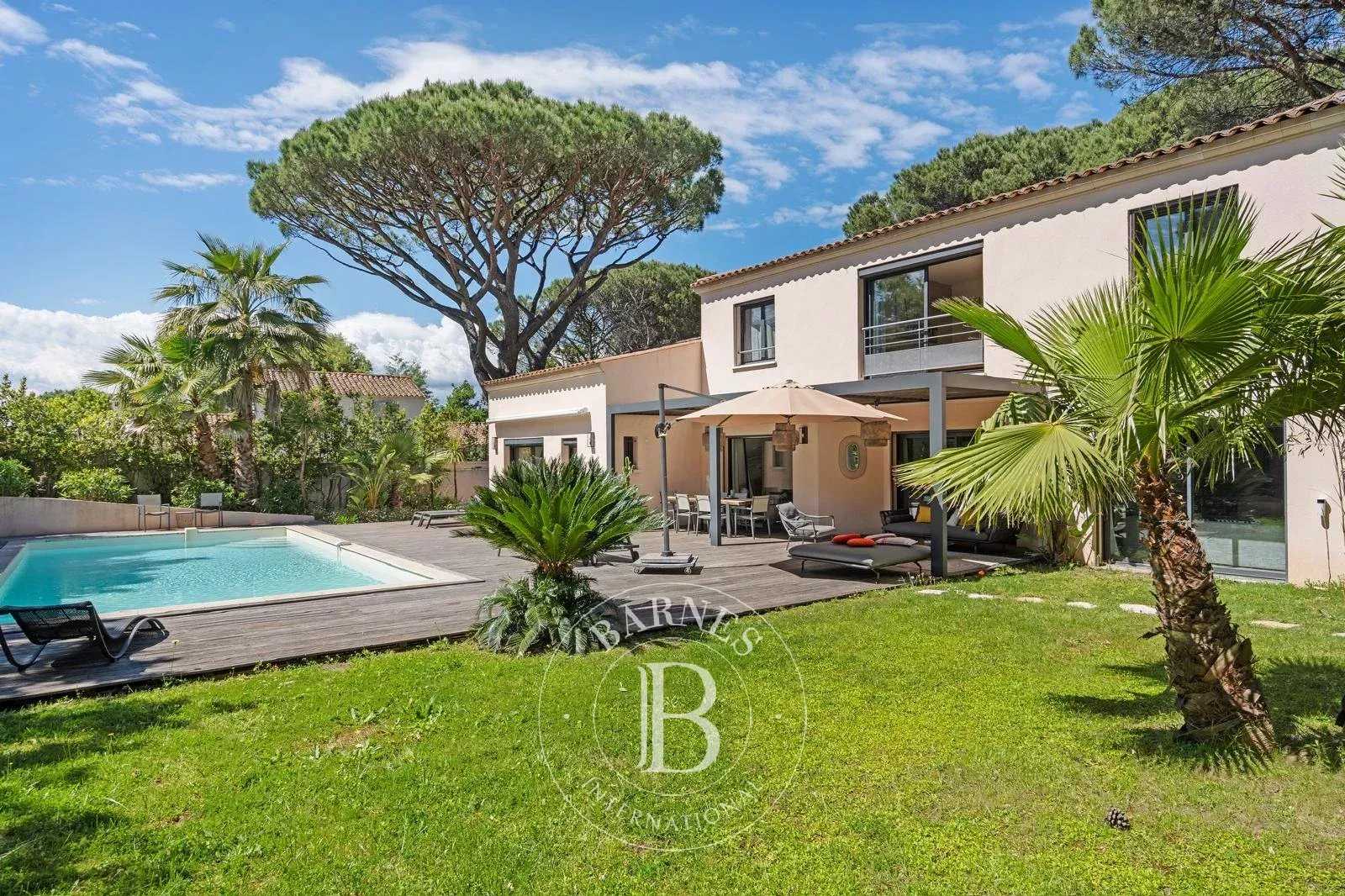 Saint-Tropez  - Maison 6 Pi&egrave;ces 5 Chambres