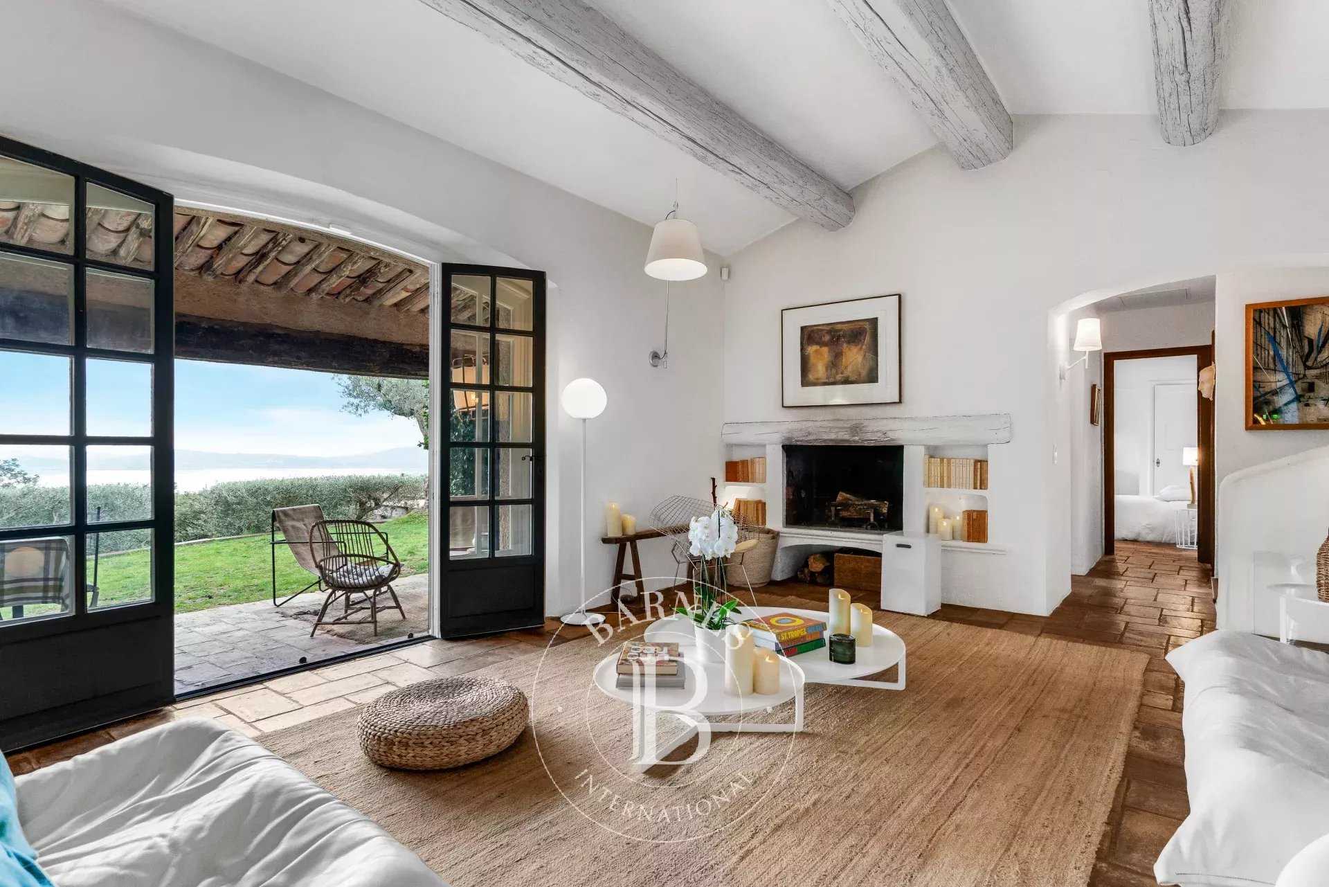 Grimaud  - Maison 5 Pi&egrave;ces 4 Chambres