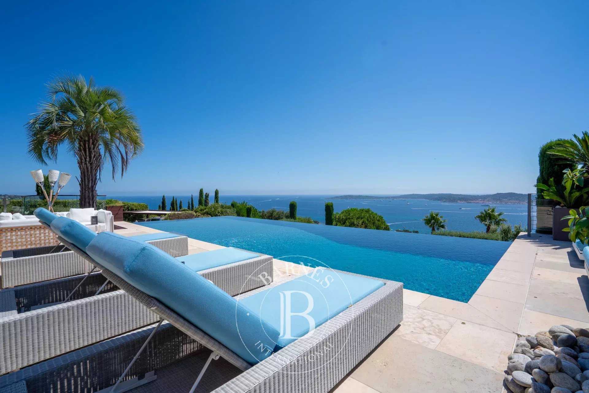 Villa Grimaud  -  ref 85840530 (picture 3)