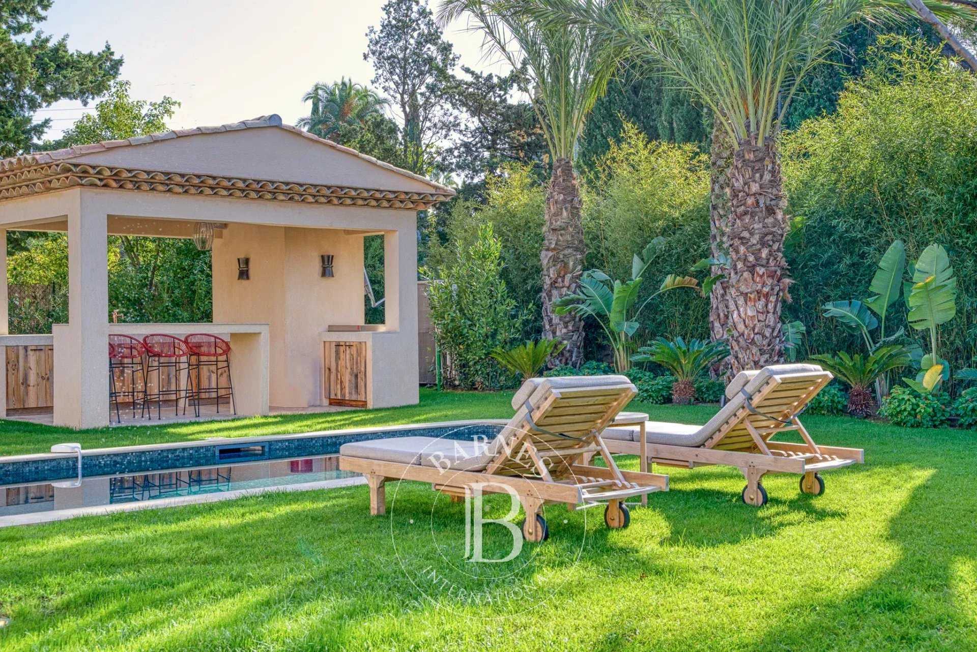 Villa Saint-Tropez  -  ref 5480961 (picture 2)