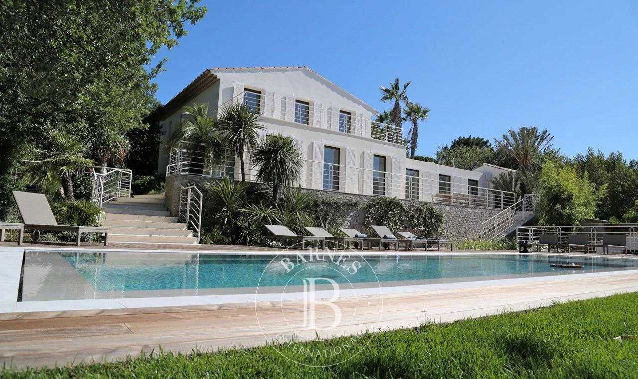 Villa Saint-Tropez - Ref 2213669