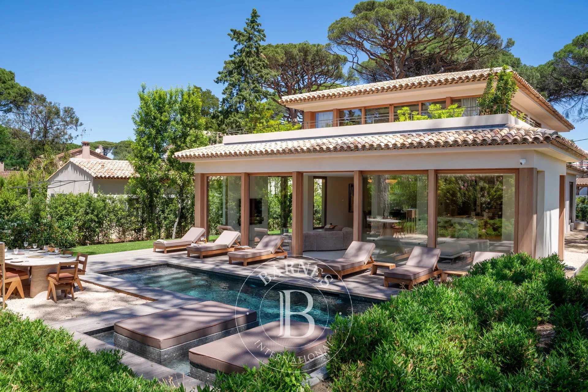 Villa Saint-Tropez - Ref 84902540