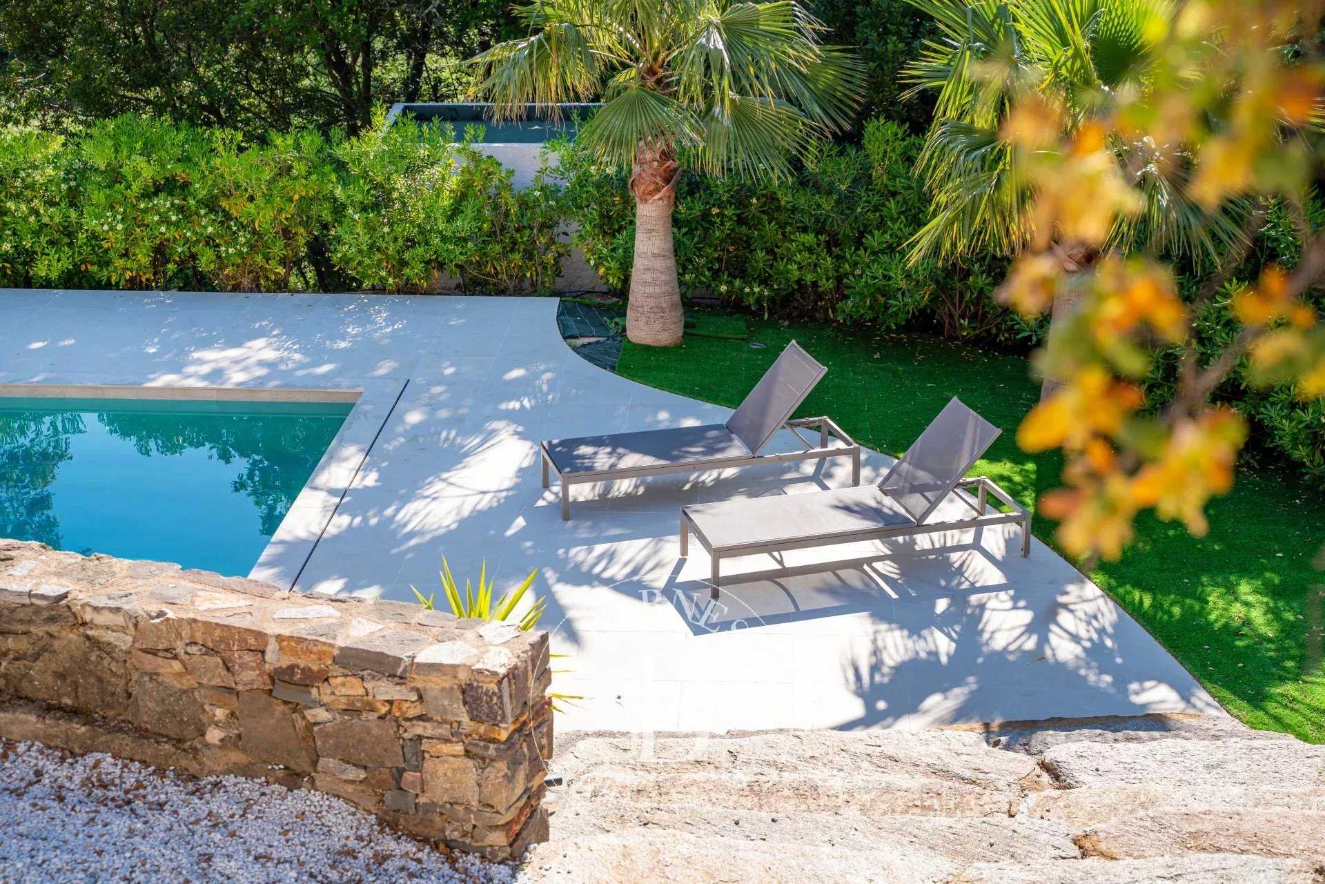 Villa Grimaud  -  ref 85715650 (picture 3)