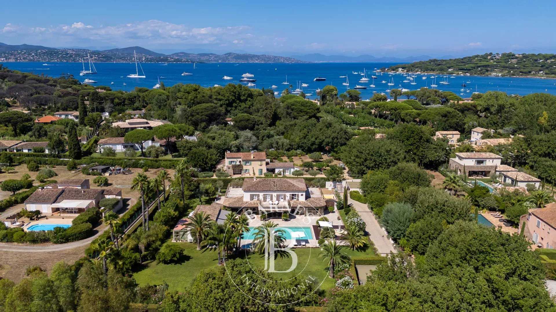 Villa Saint-Tropez  -  ref 5862854 (picture 2)
