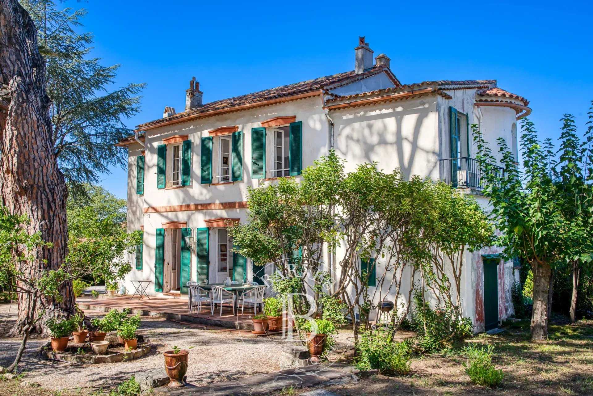 Maison Saint-Tropez  -  ref 86950247 (picture 1)