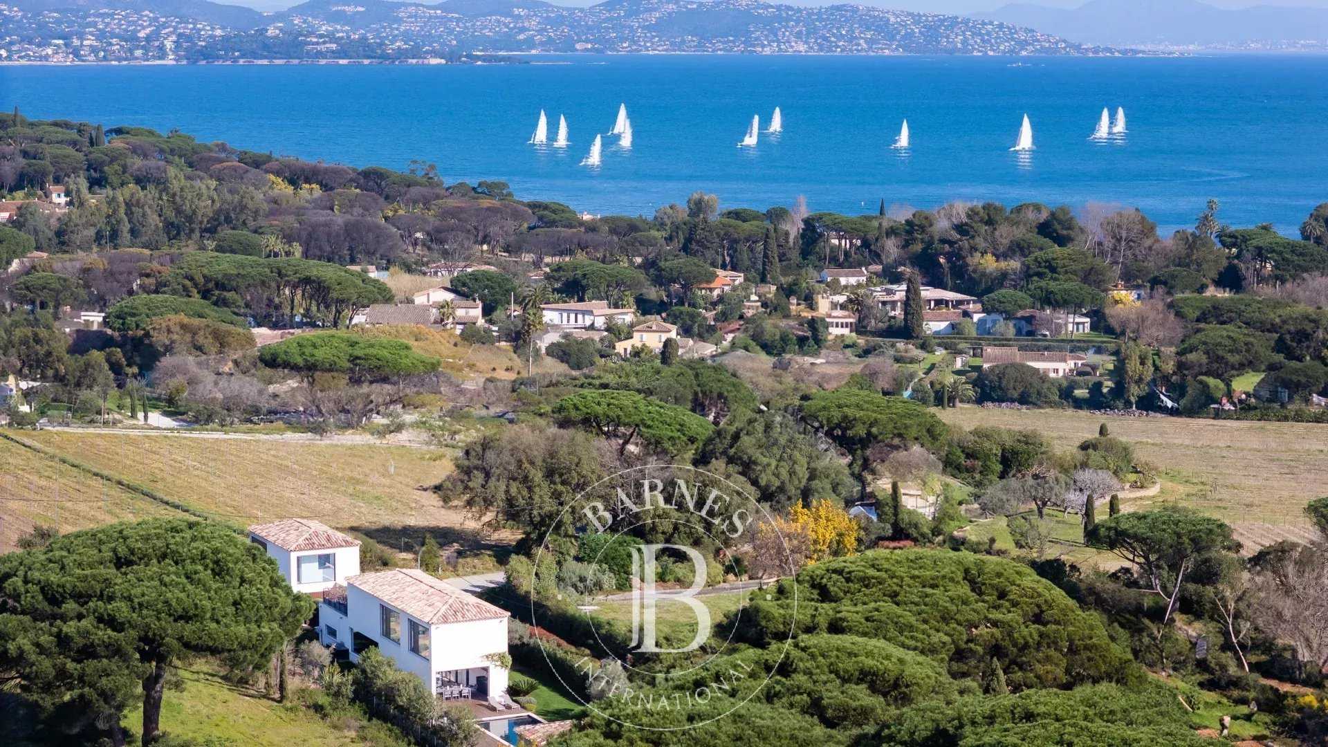 House Saint-Tropez  -  ref 85692179 (picture 1)