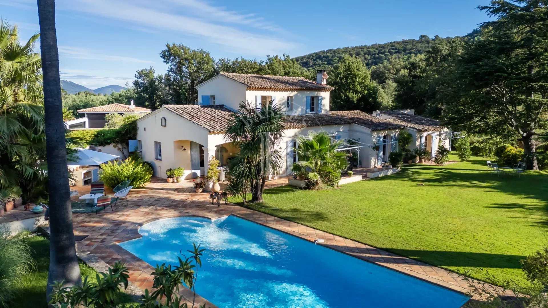 Maison Gassin  -  ref 85308410 (picture 1)