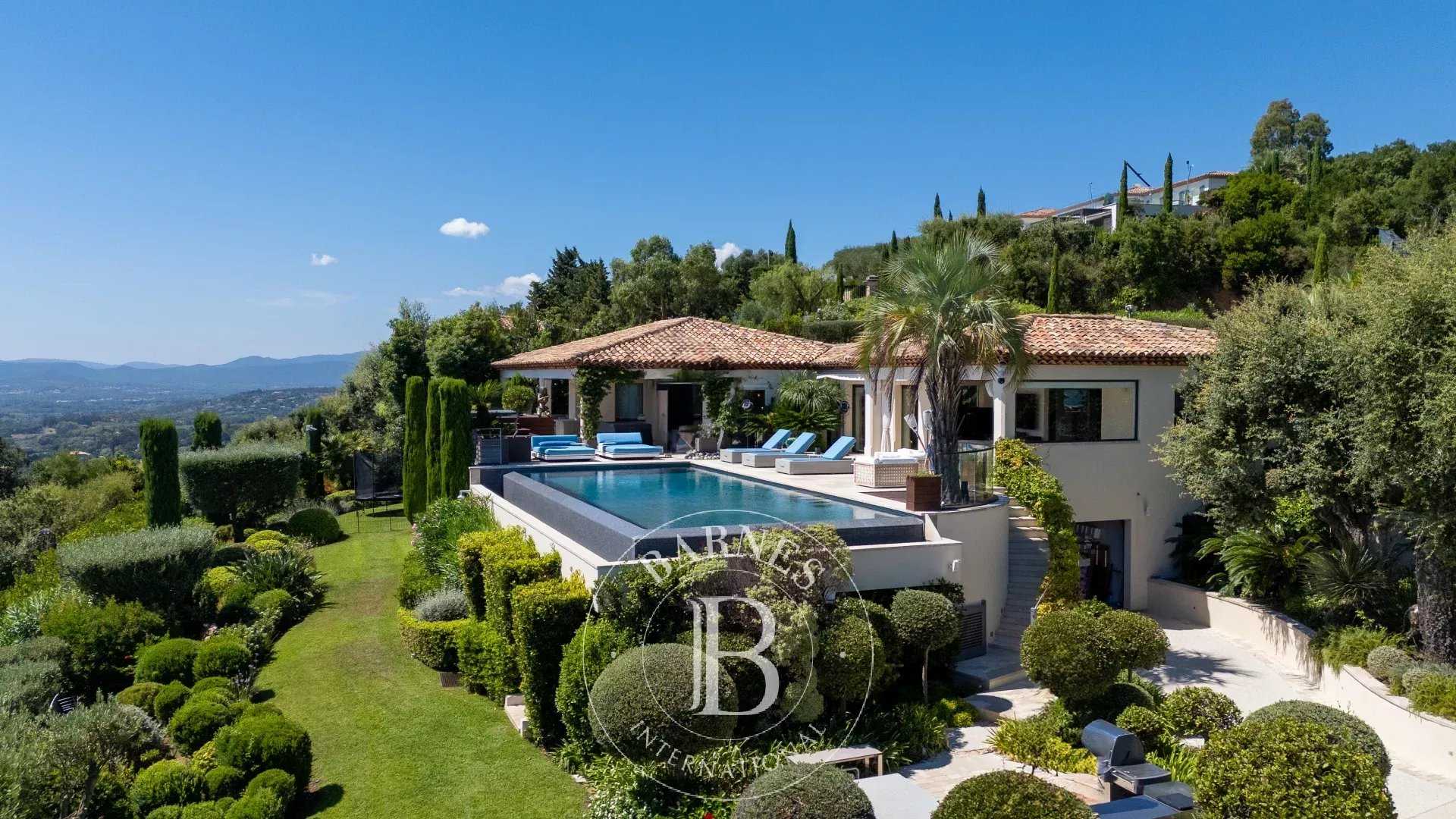 Villa Grimaud  -  ref 85840530 (picture 1)
