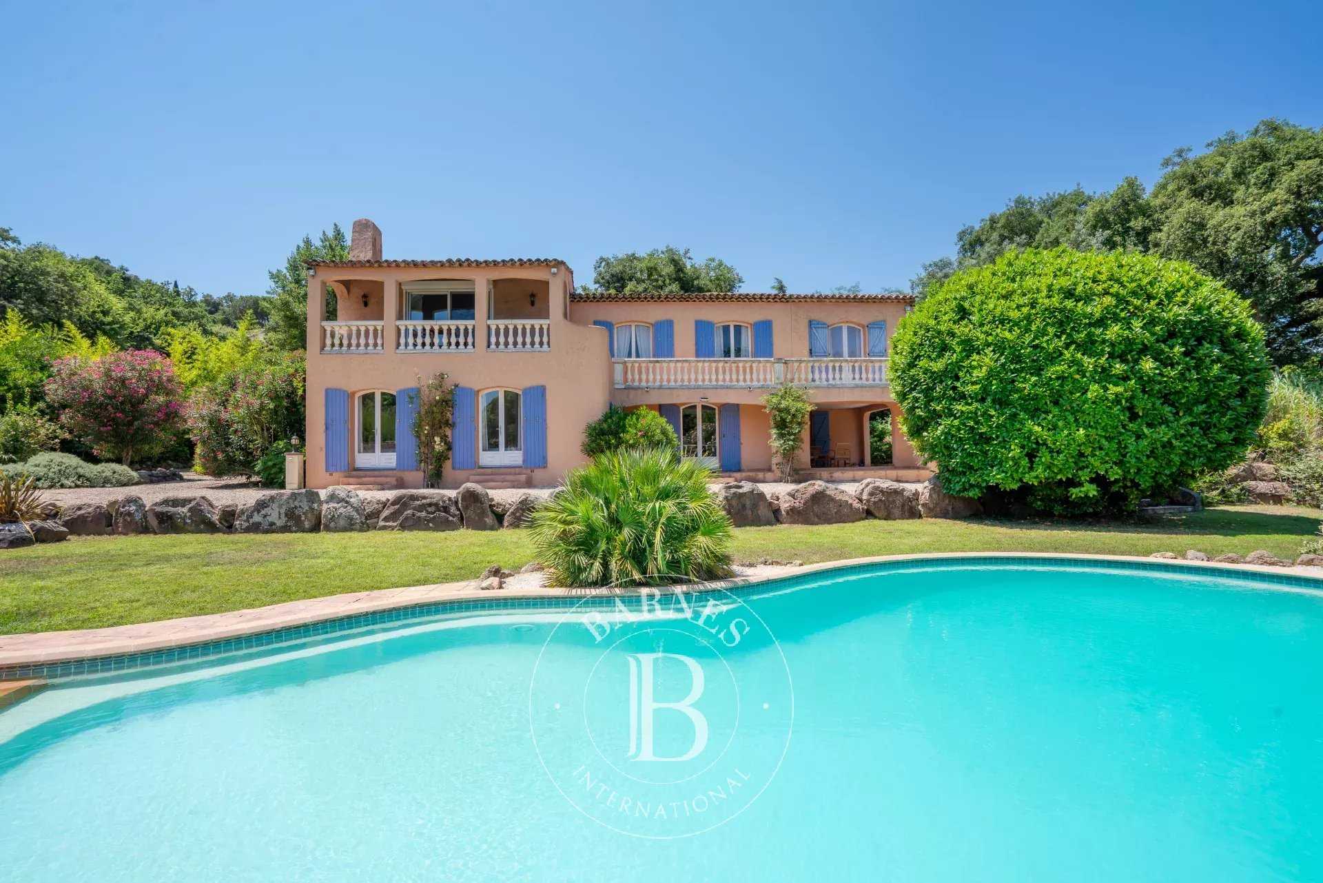 Villa Grimaud  -  ref 2754280 (picture 1)