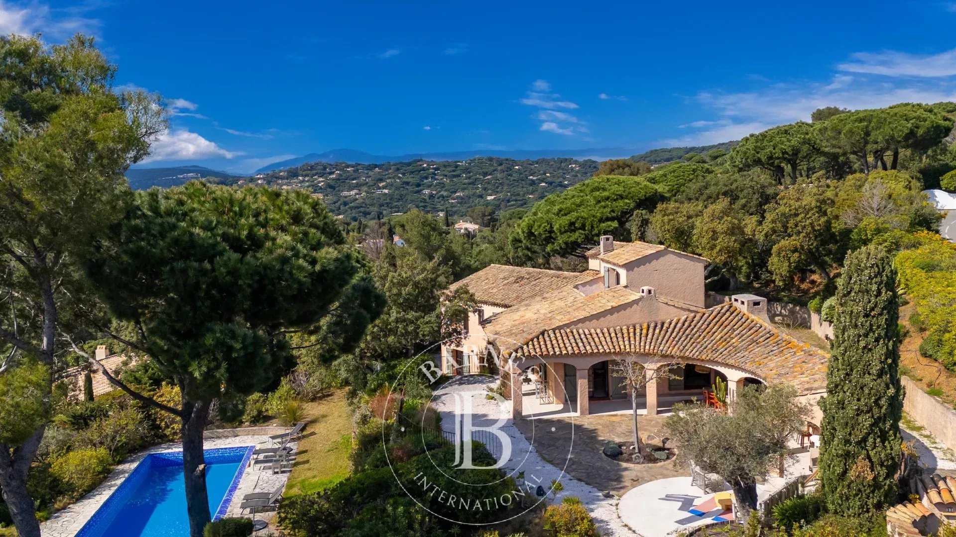 Villa La Croix-Valmer  -  ref 85909647 (picture 2)