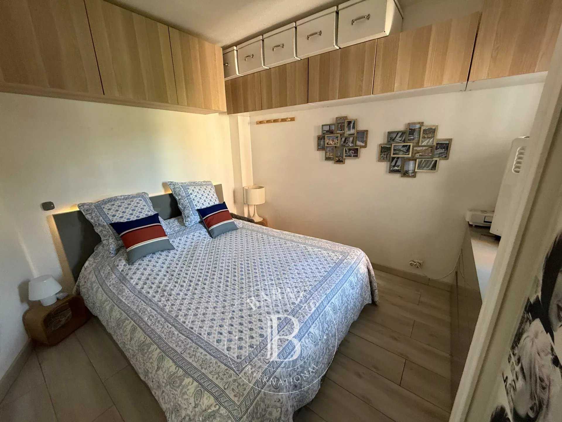 Apartment Port Grimaud  -  ref 86166050 (picture 3)