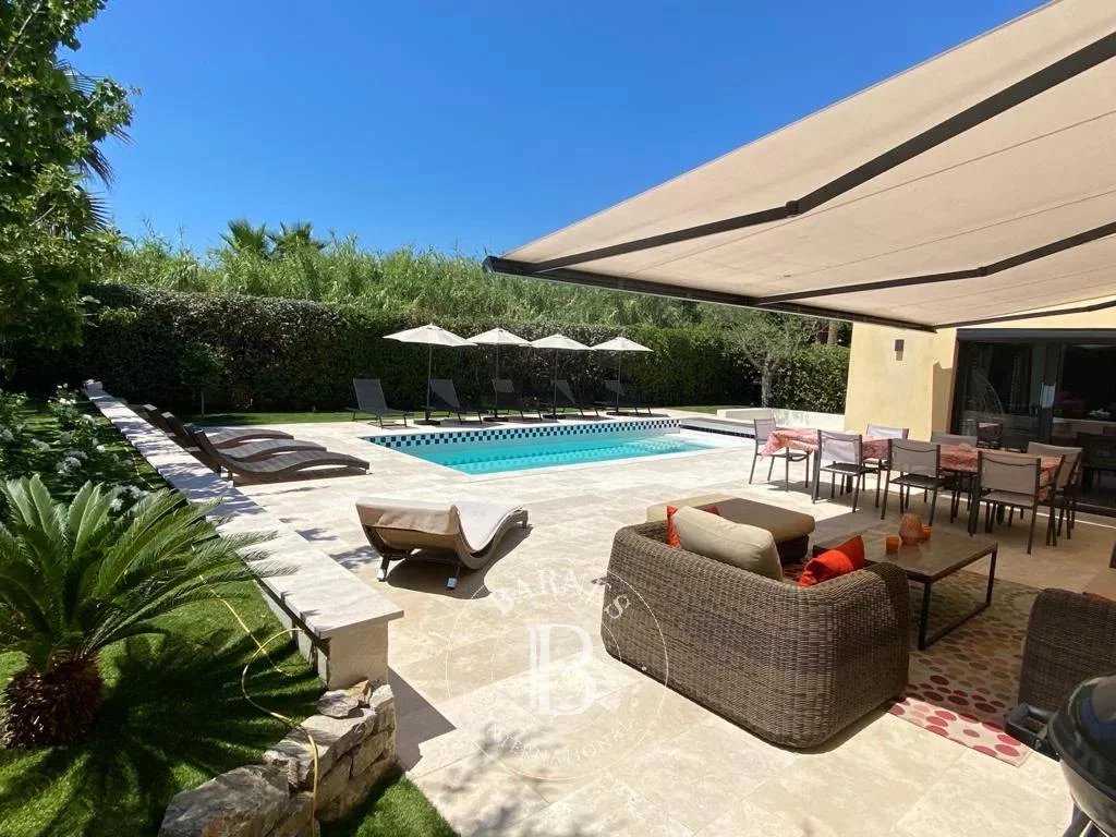 Villa Saint-Tropez  -  ref 2384329 (picture 1)