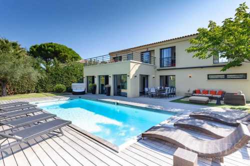 Villa Saint-Tropez  -  ref 2384329 (picture 1)