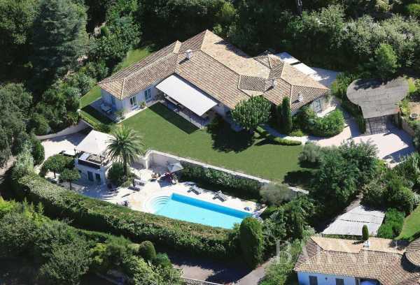 Villa Saint-Tropez - Ref 2213460