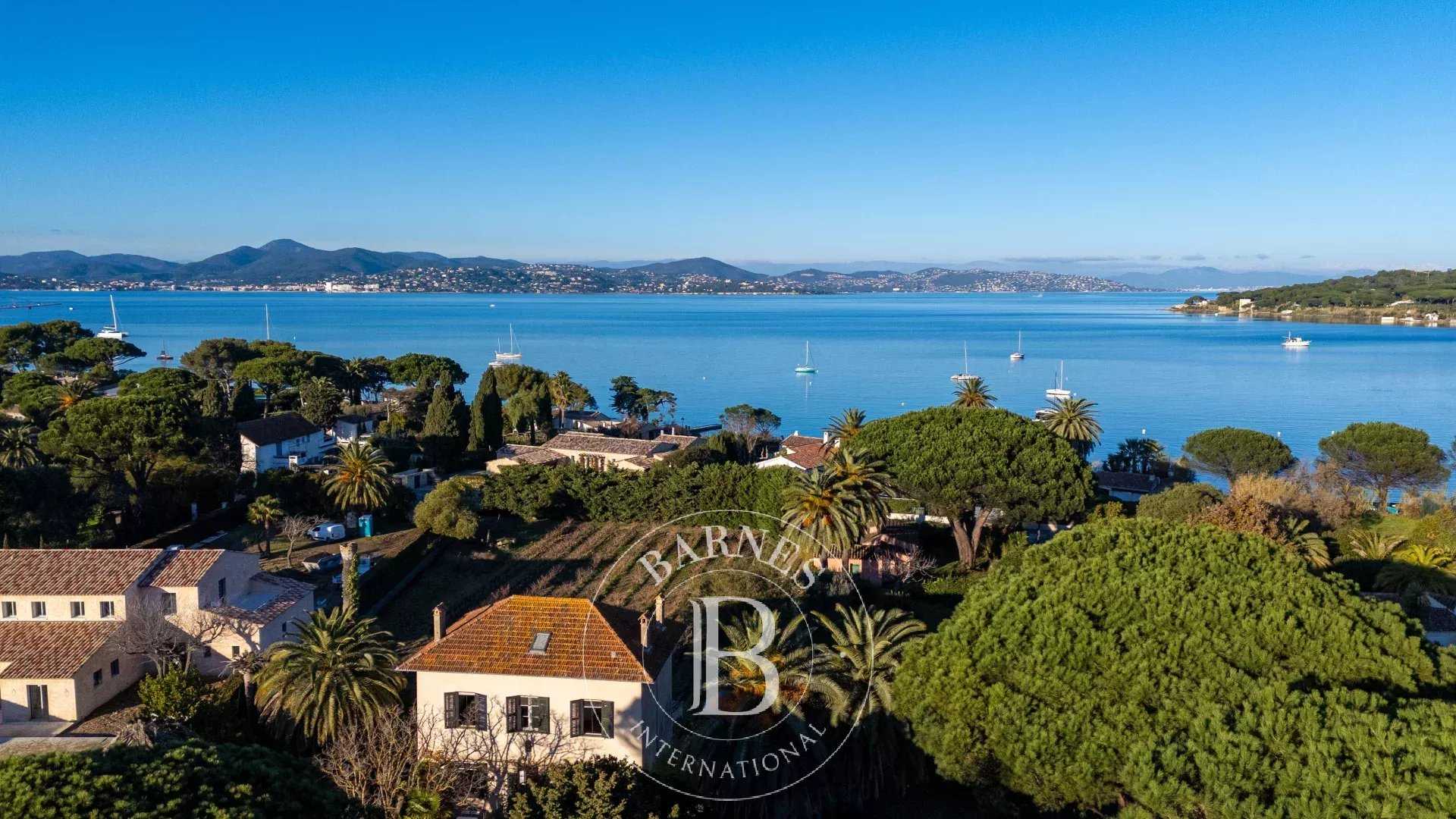 Saint-Tropez  - Maison 6 Pi&egrave;ces 5 Chambres