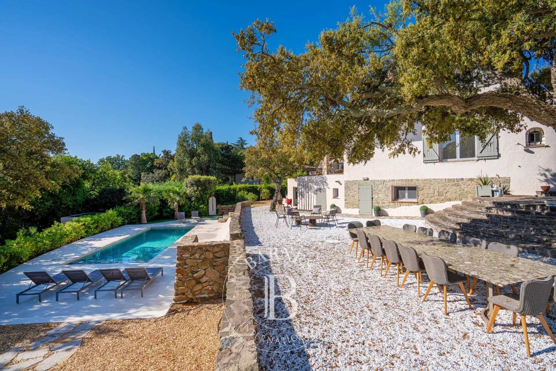 Villa Grimaud  -  ref 85715650 (picture 2)