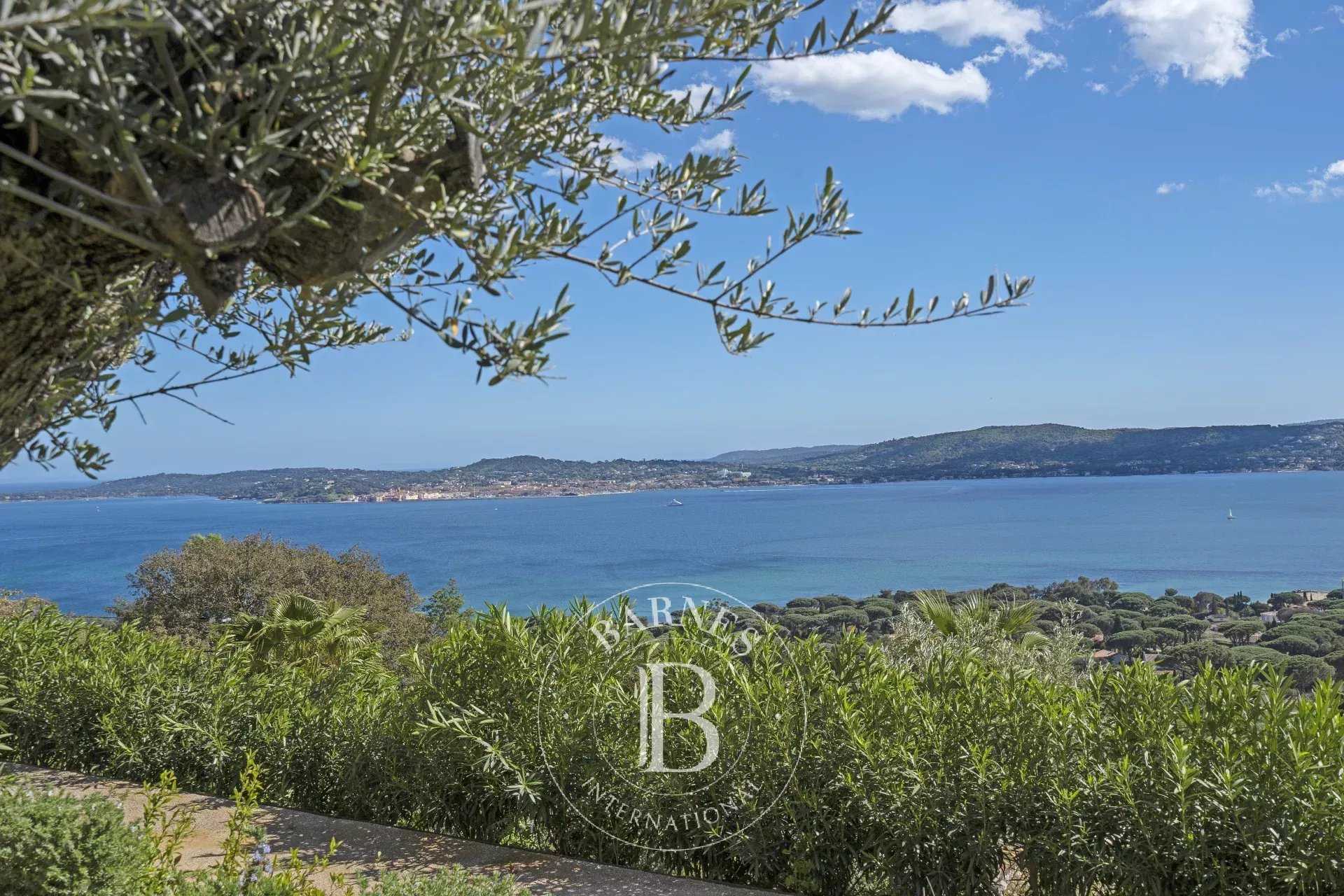 Villa Grimaud  -  ref 85796626 (picture 2)