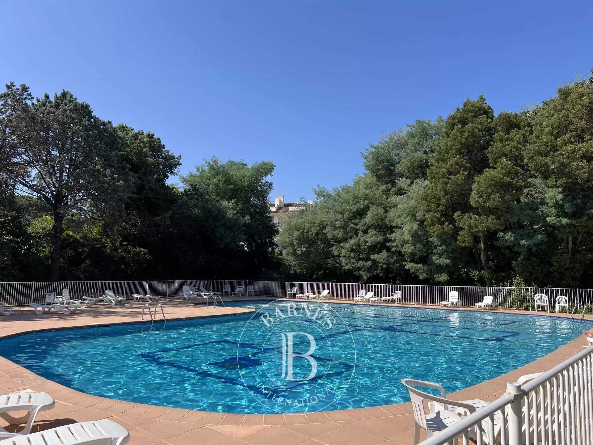 Apartment Saint-Tropez  -  ref 85985503 (picture 1)
