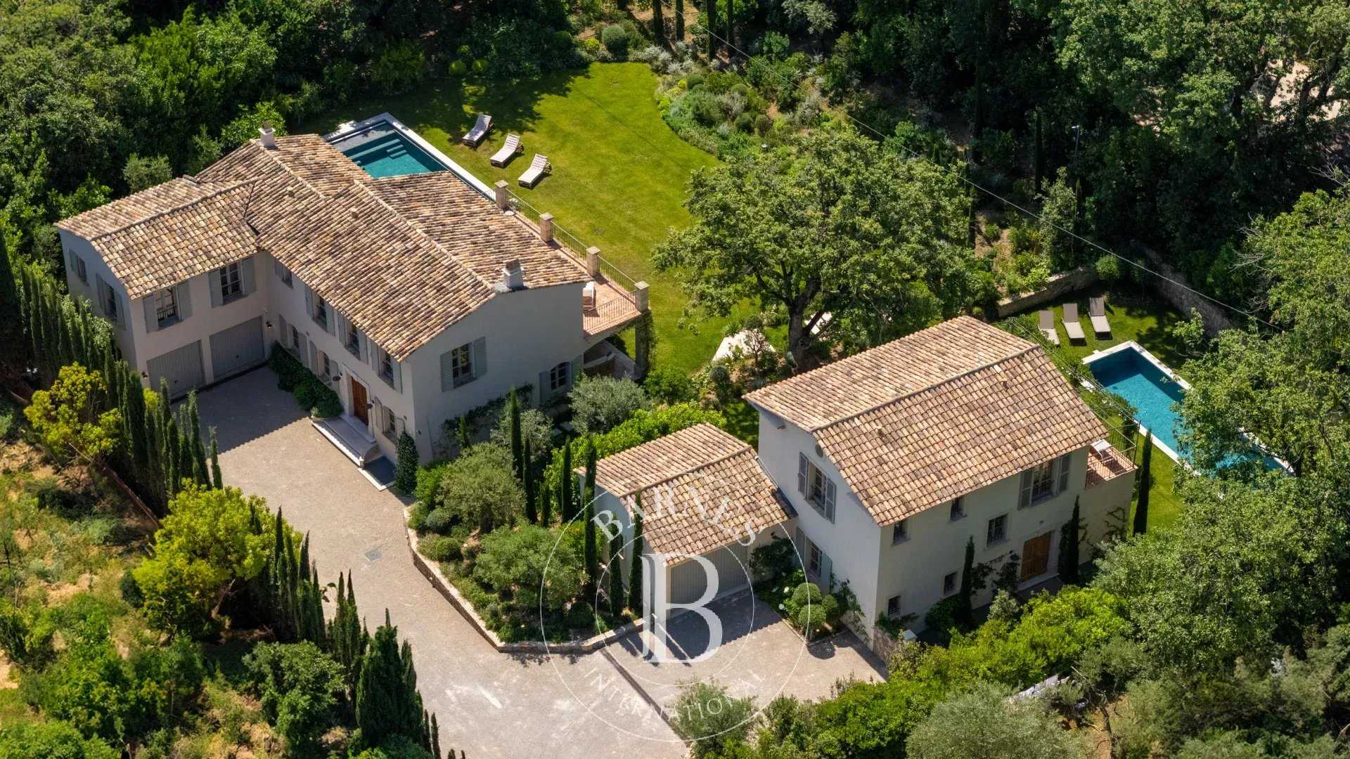Saint-Tropez  - Villa 12 Pi&egrave;ces 7 Chambres