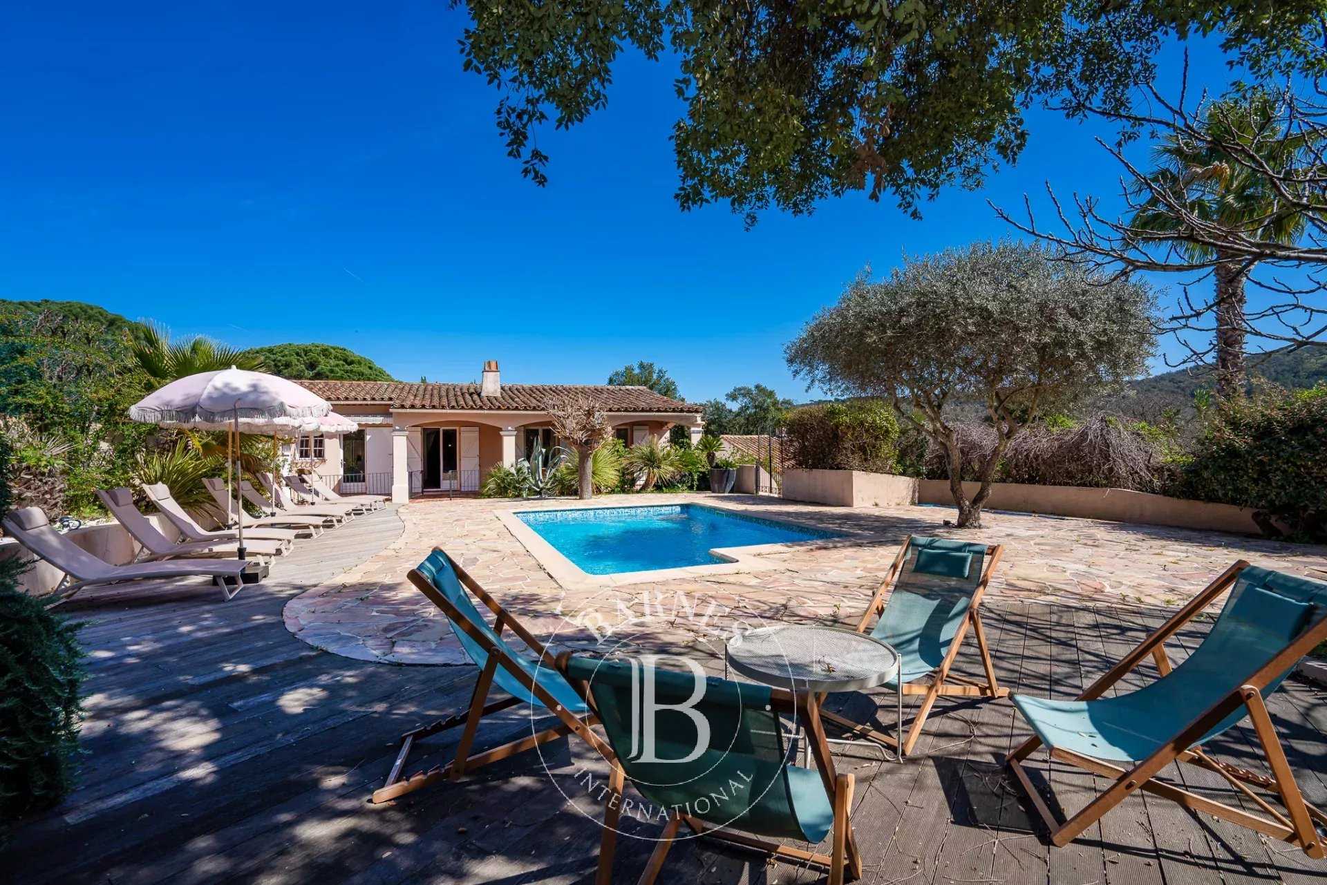Maison Gassin  -  ref 84357979 (picture 1)