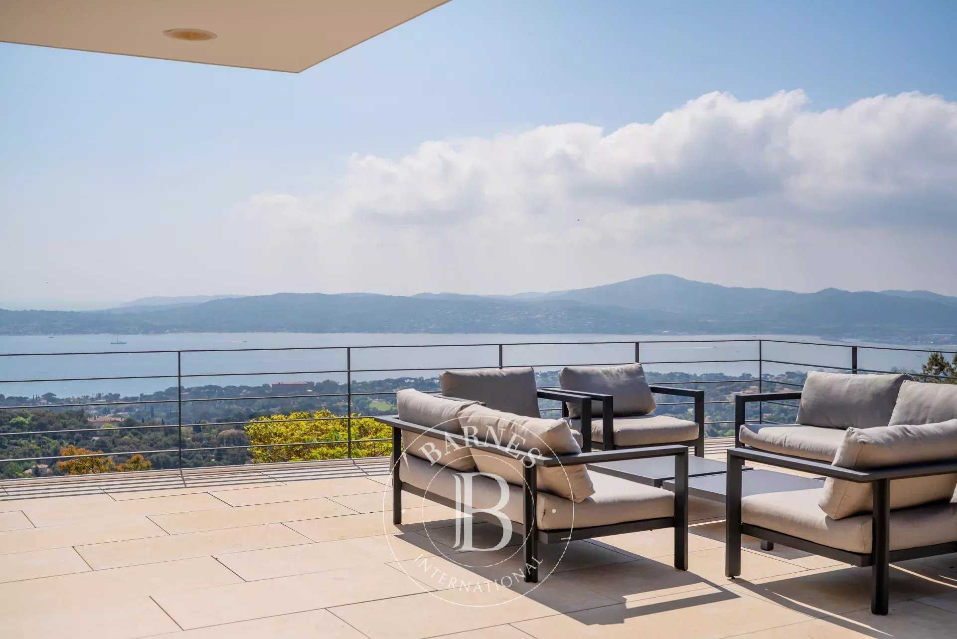 Villa Grimaud  -  ref 85614406 (picture 1)