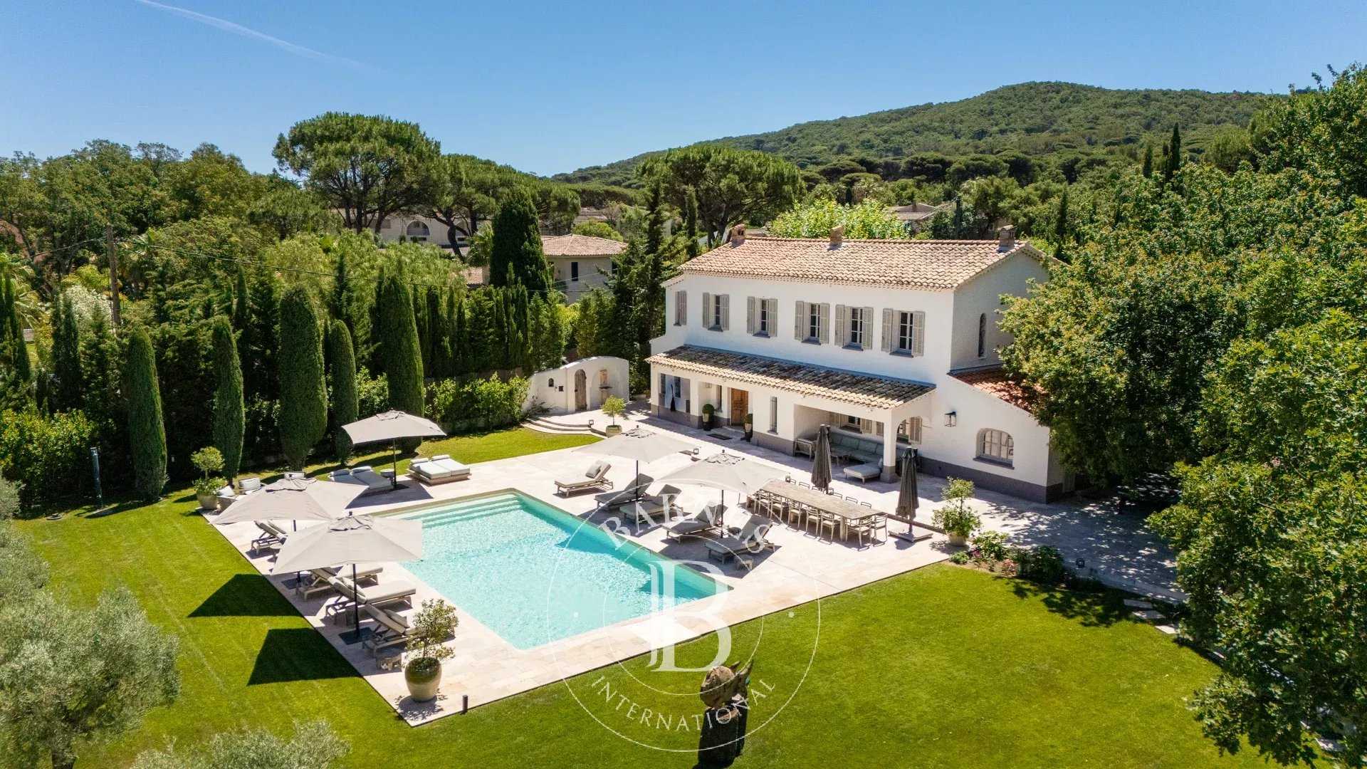 Villa Saint-Tropez - Ref 5709412