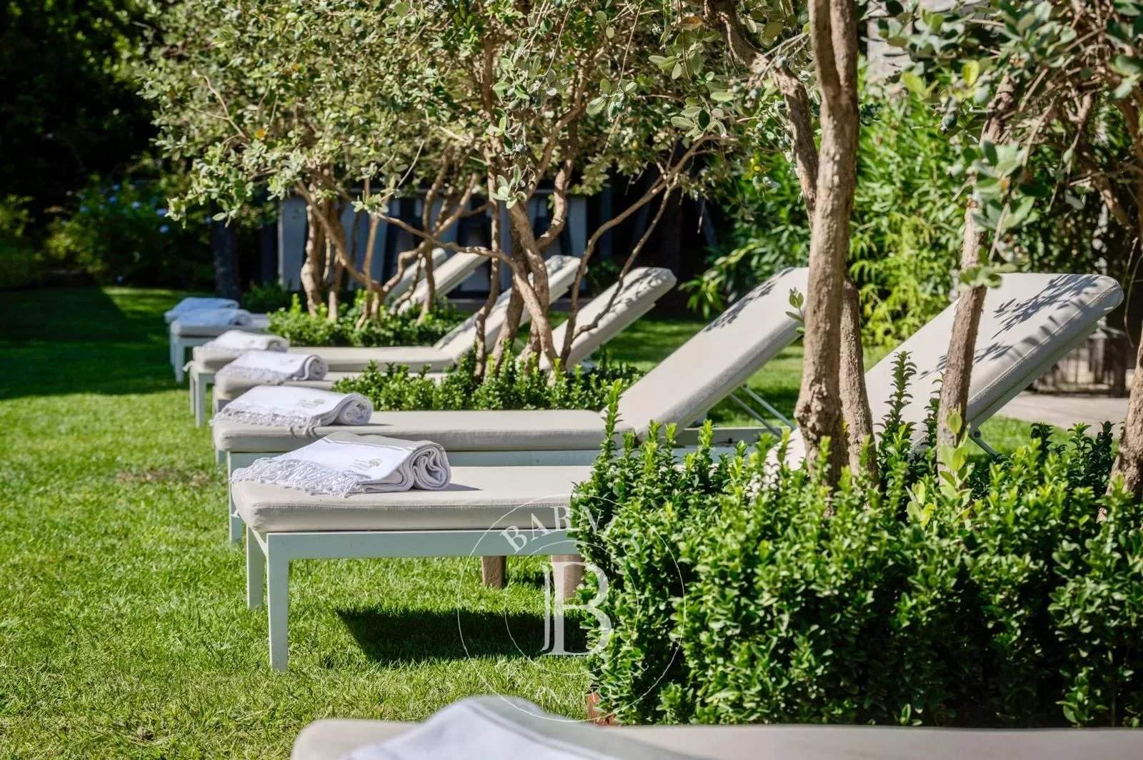 RAMATUELLE - NEW VILLA - 6 BEDROOMS + 2 STAFF - NEAR BEACH - SWIMMING POOL - GYM picture 14