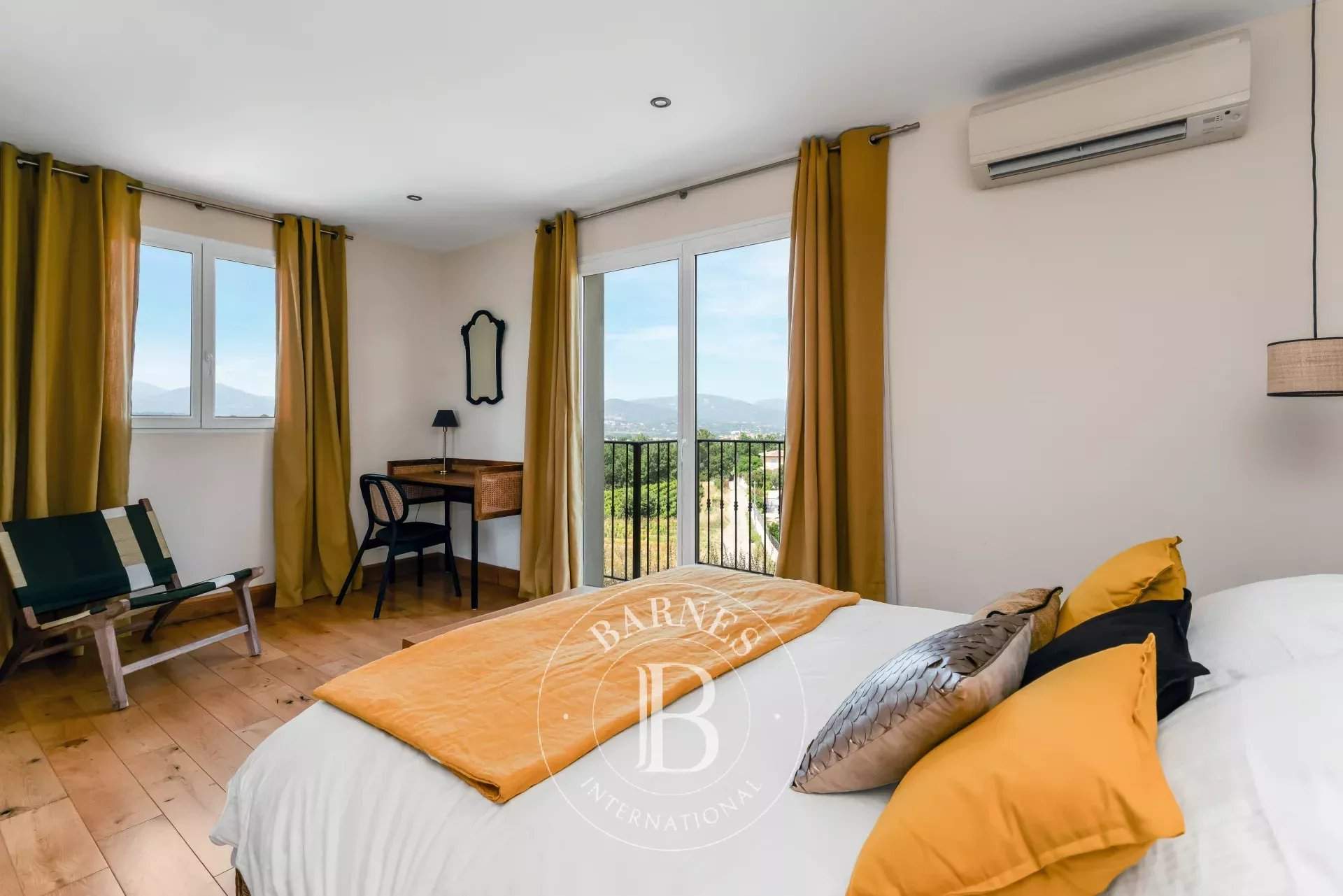 Cogolin  - Villa 5 Bedrooms - picture 9