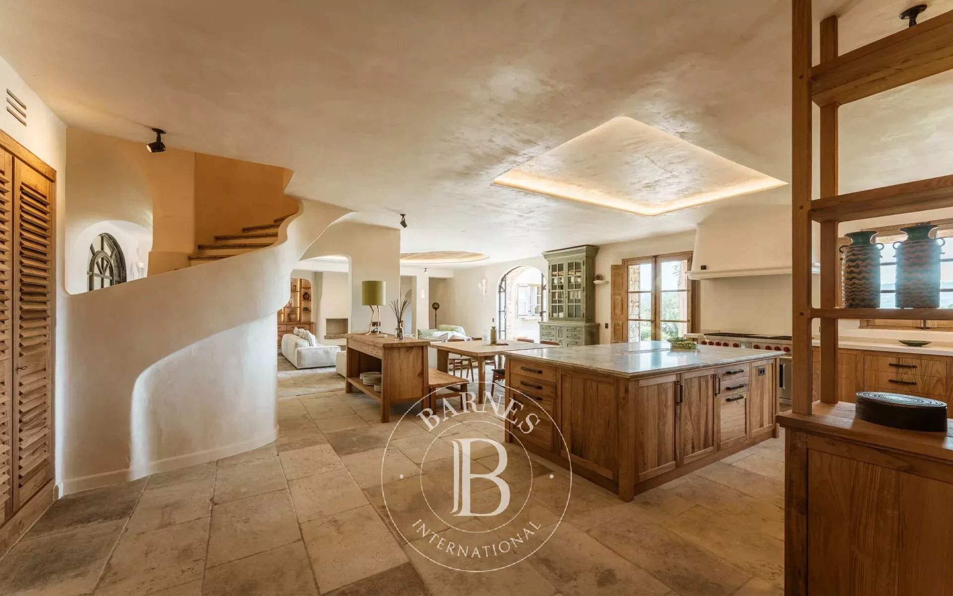 SAINT-TROPEZ/CANOUBIERS - 6-BEDROOM VILLA - SWIMMING POOL - SEA VIEW picture 4