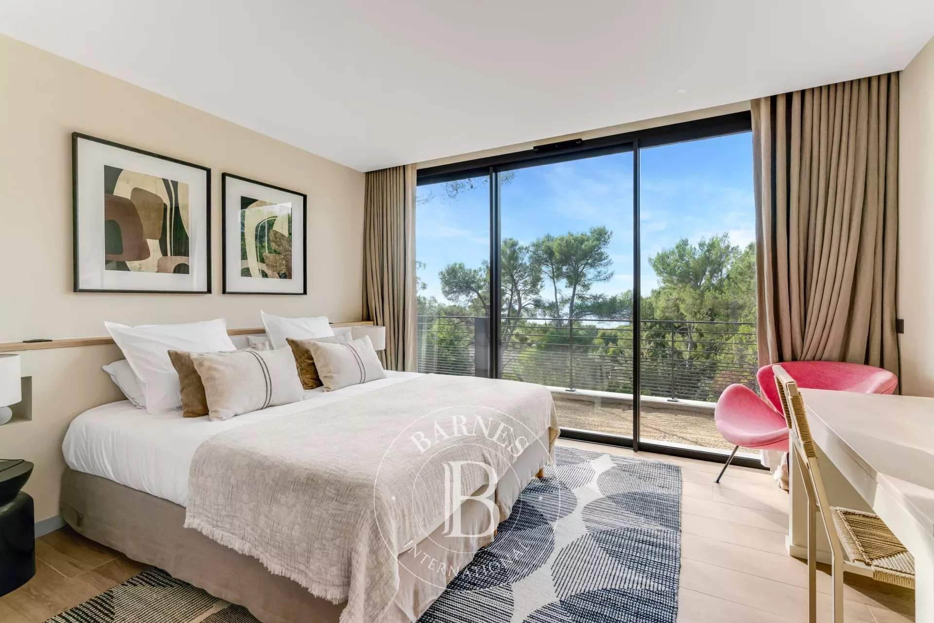 GIGARO - VILLA 6 CHAMBRES - PISCINE - VUE MER picture 11